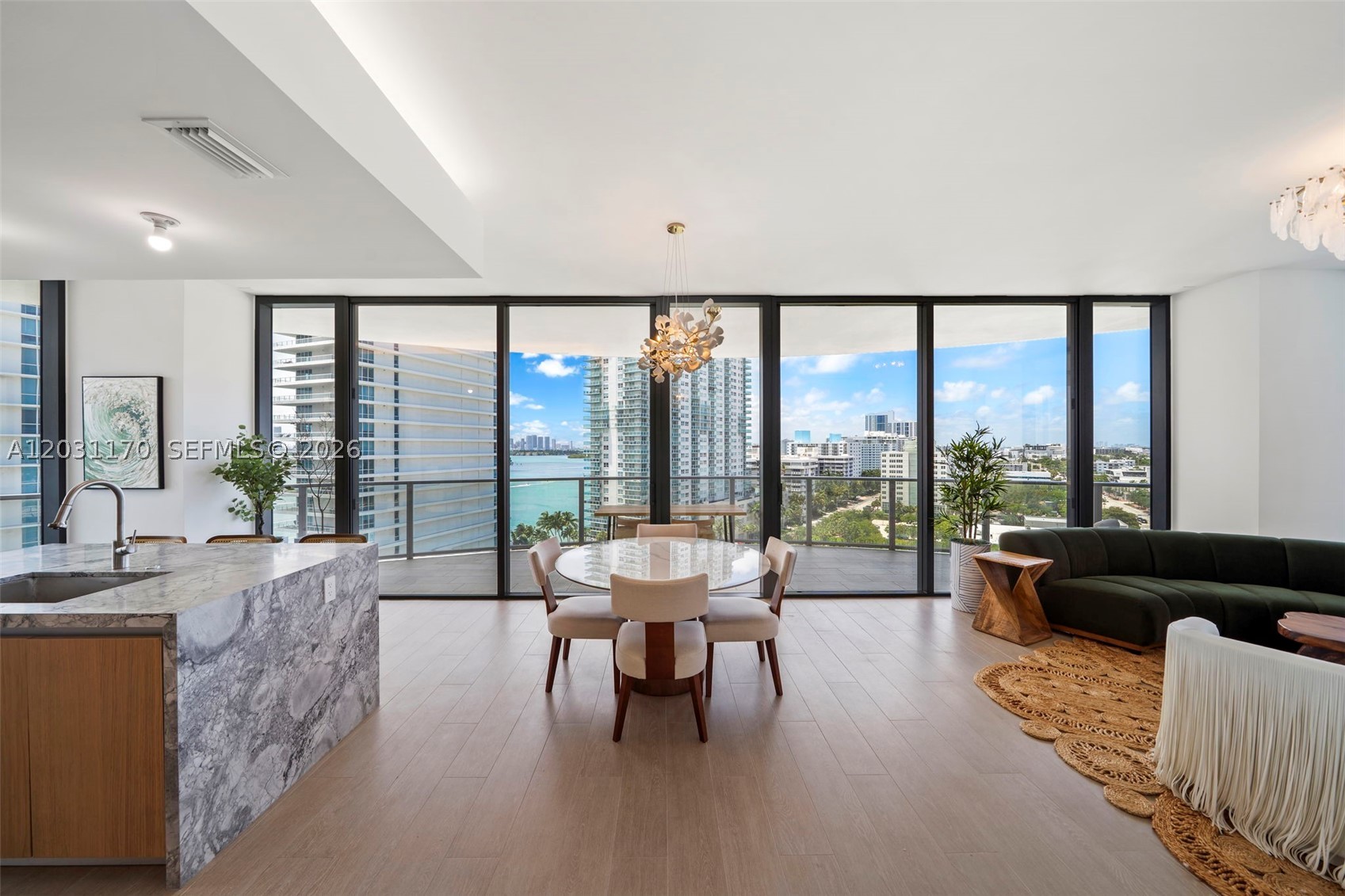500 Alton #1205