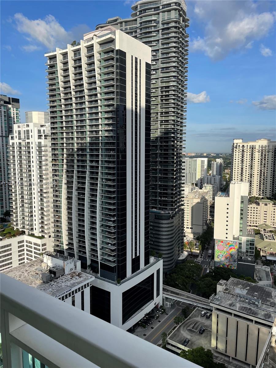  Miami, FL 33131