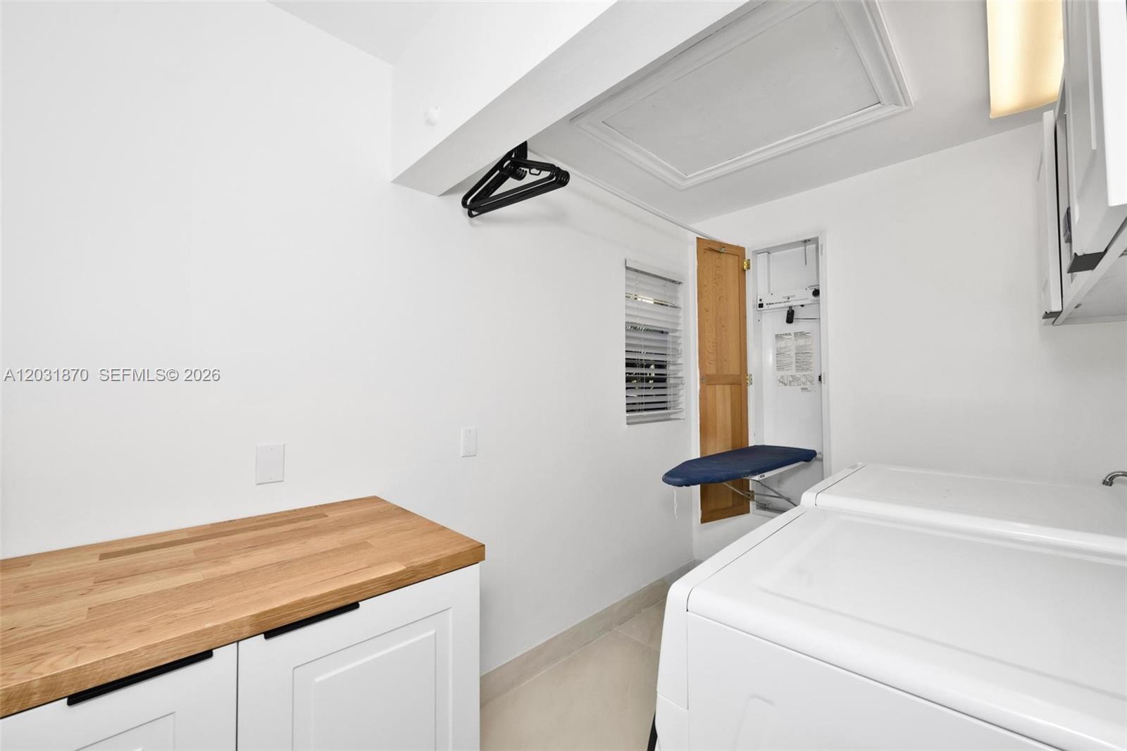 2940 NE 164th St North Miami Beach, FL 33160