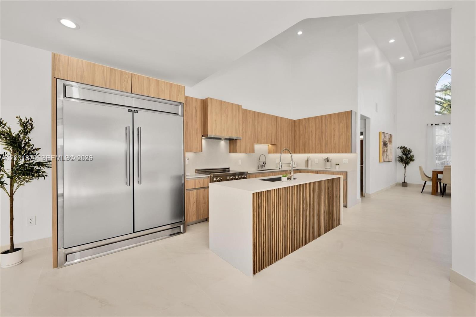2940 NE 164th St North Miami Beach, FL 33160
