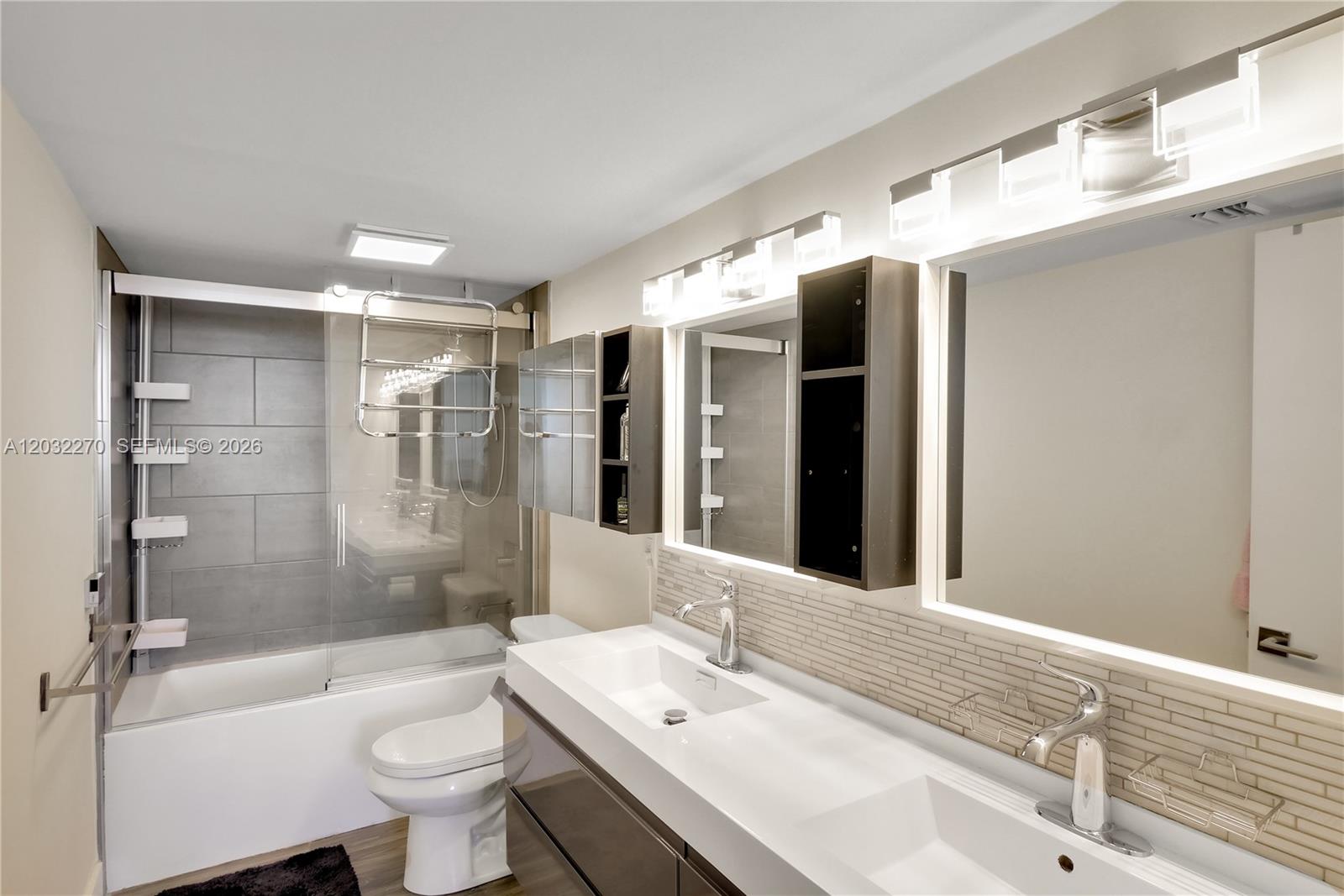 image Arlen House East27