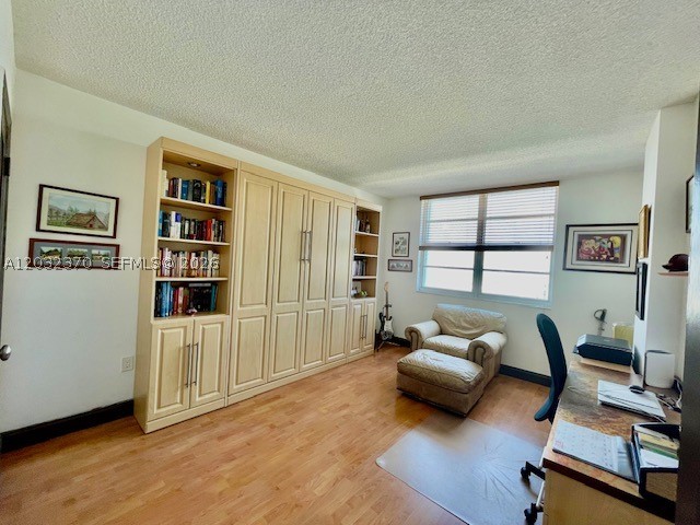 image Arlen House West13