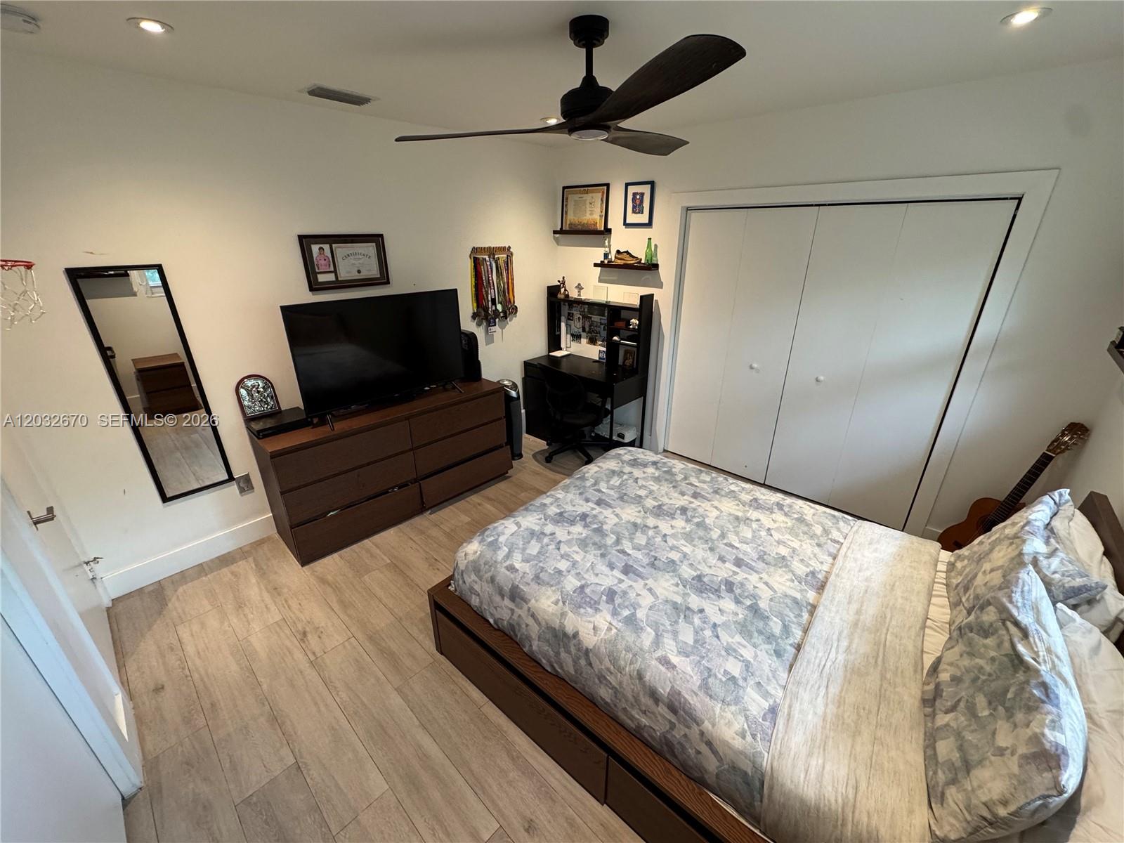 13305 Biscayne Is Ter North Miami, FL 33181