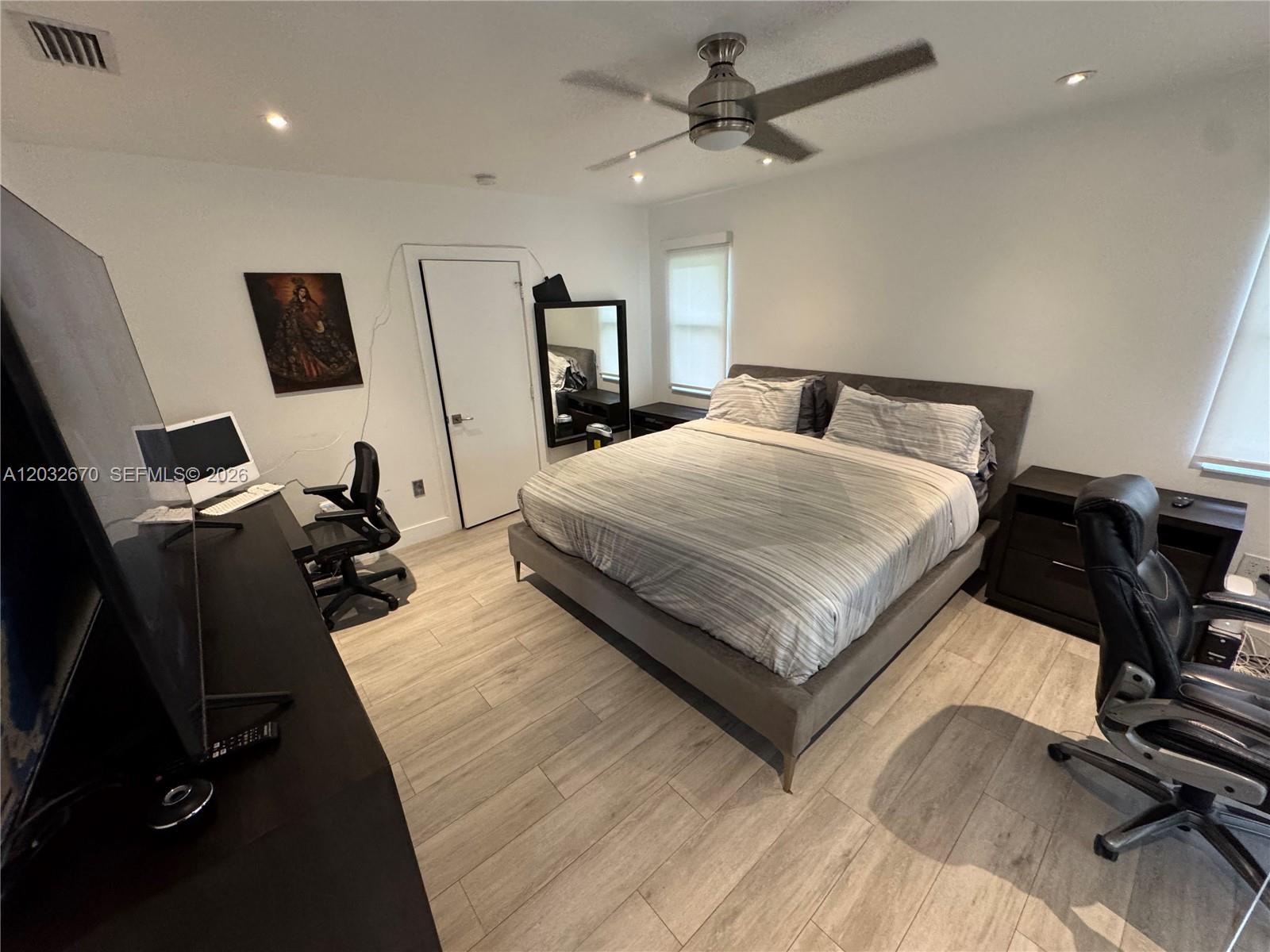 13305 Biscayne Is Ter North Miami, FL 33181
