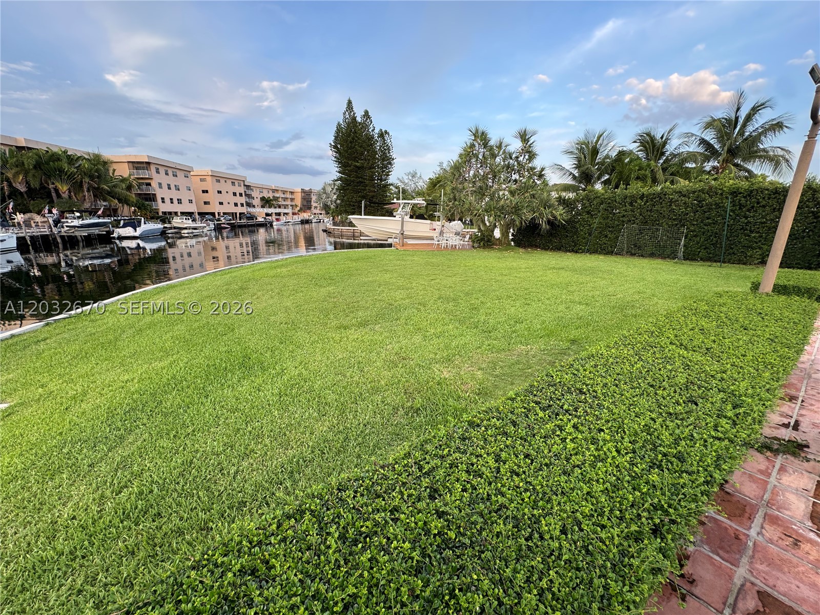 13305 Biscayne Is Ter North Miami, FL 33181