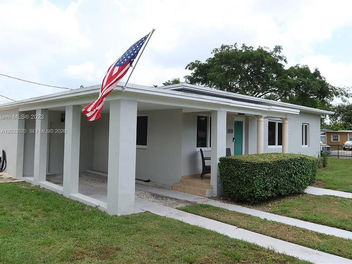 5401 SW 2nd St Miami, FL 33134