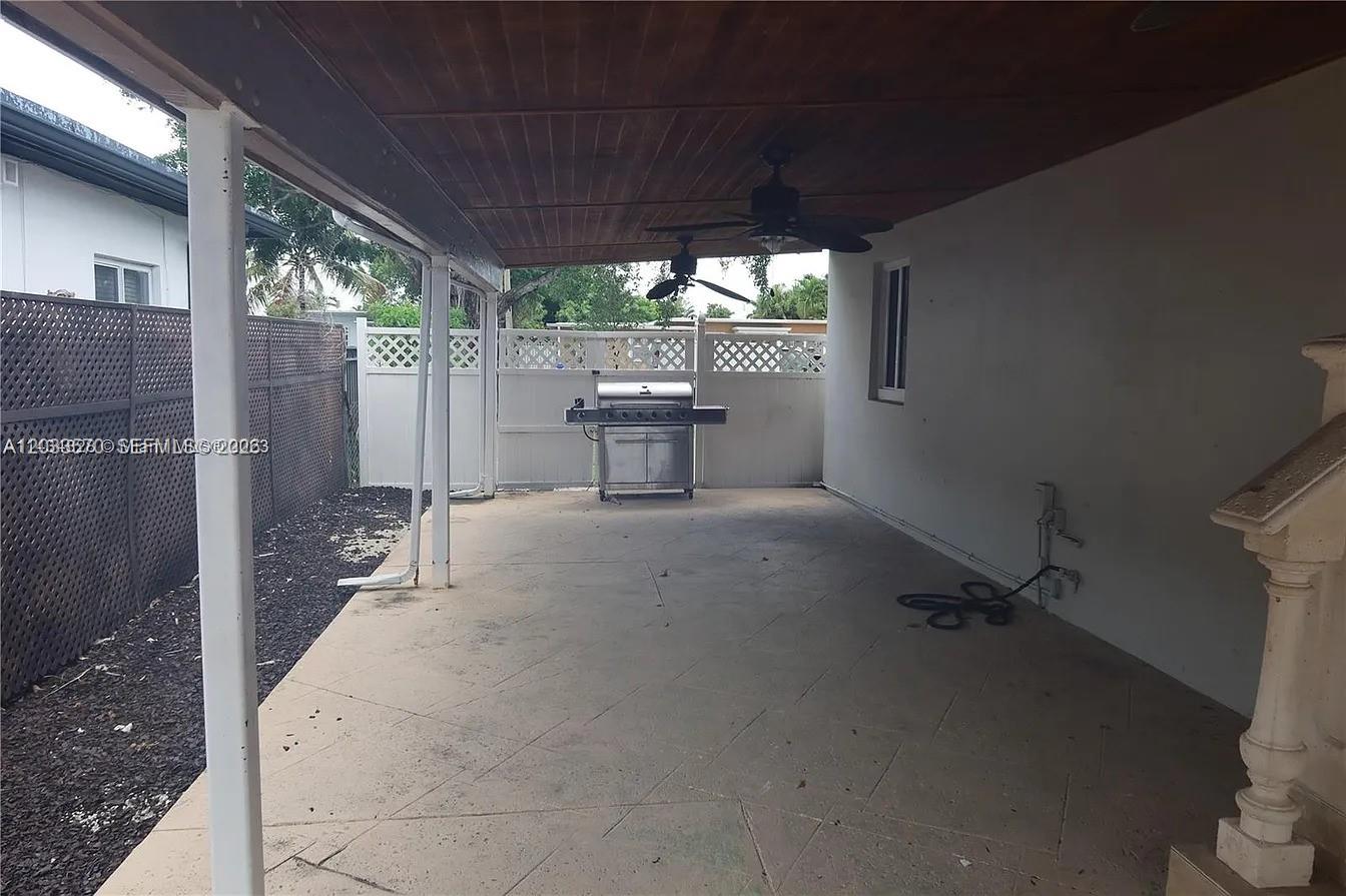 5401 SW 2nd St Miami, FL 33134