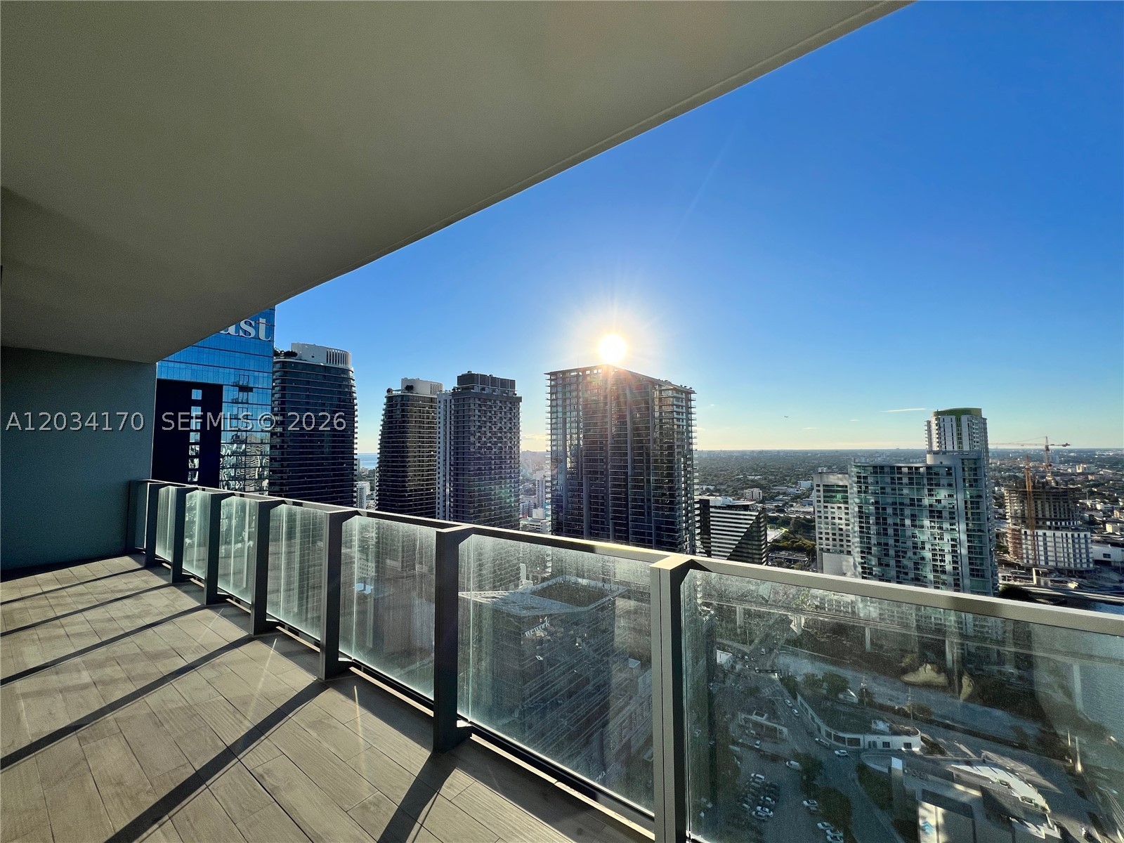 image Reach Brickell City Centre17