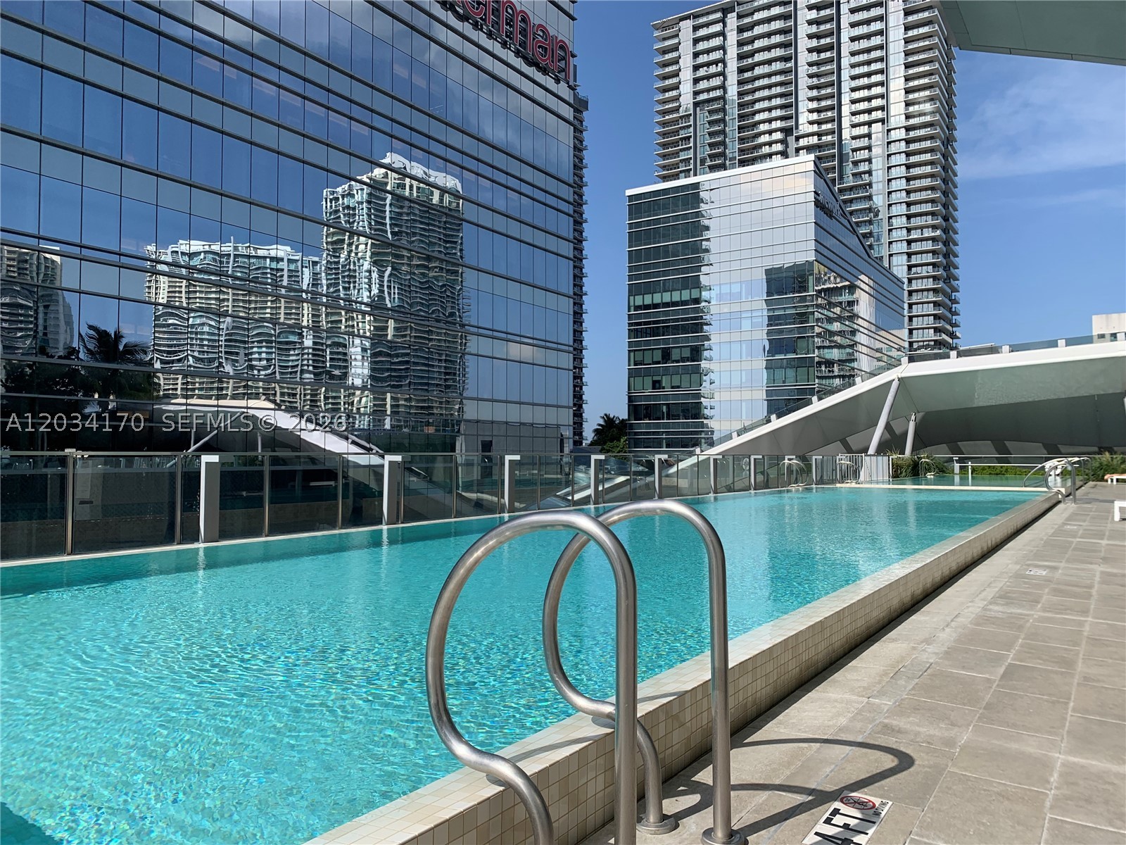 image Reach Brickell City Centre21