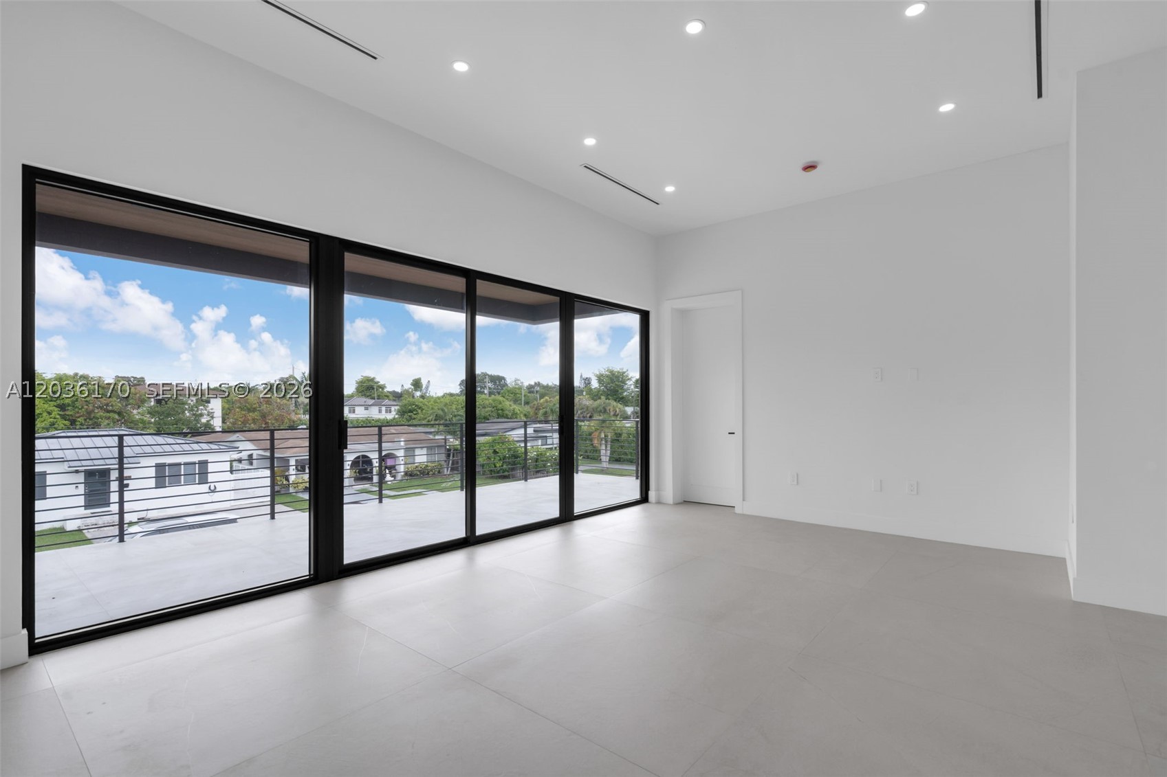6438 SW 23rd St Miami, FL 33155