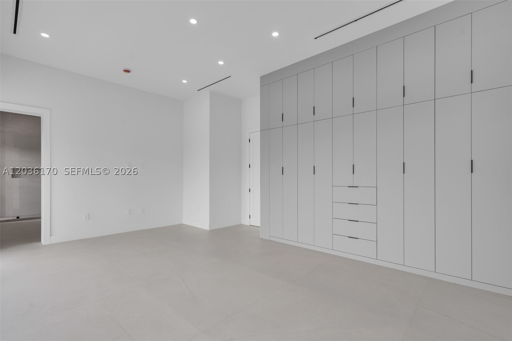6438 SW 23rd St Miami, FL 33155