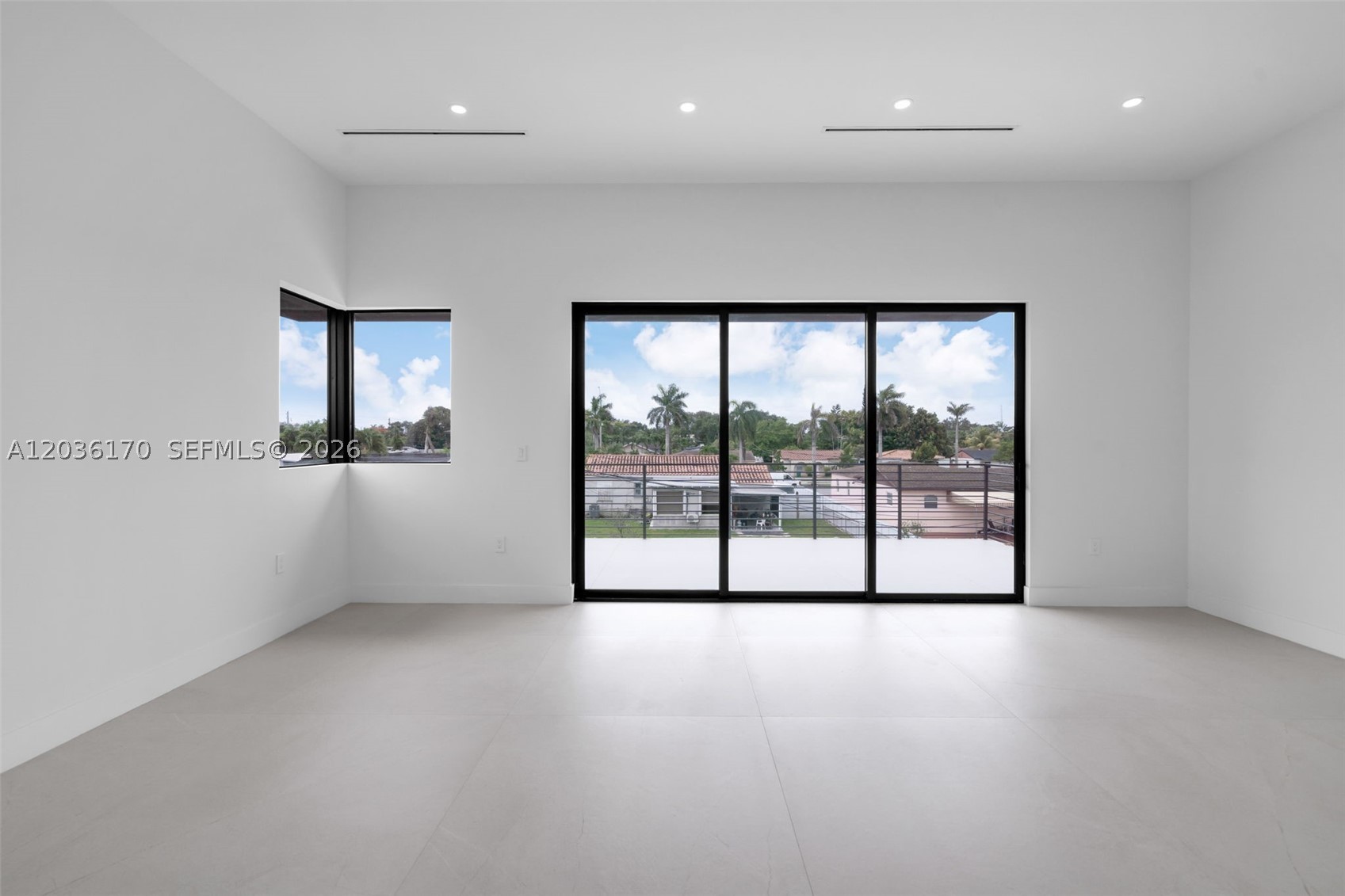6438 SW 23rd St Miami, FL 33155