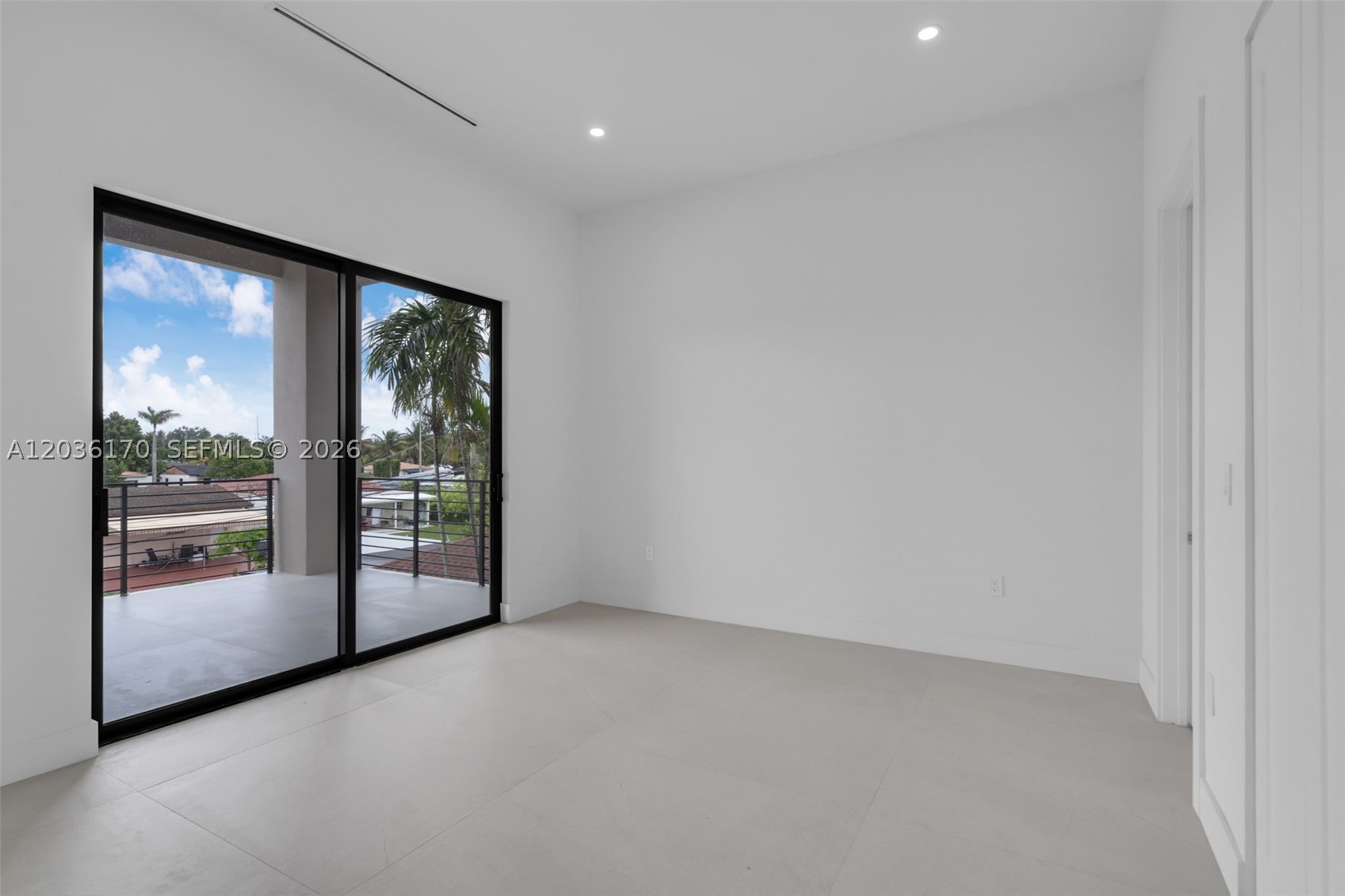 6438 SW 23rd St Miami, FL 33155