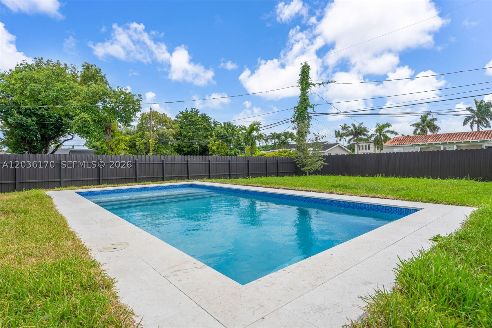 6438 SW 23rd St Miami, FL 33155