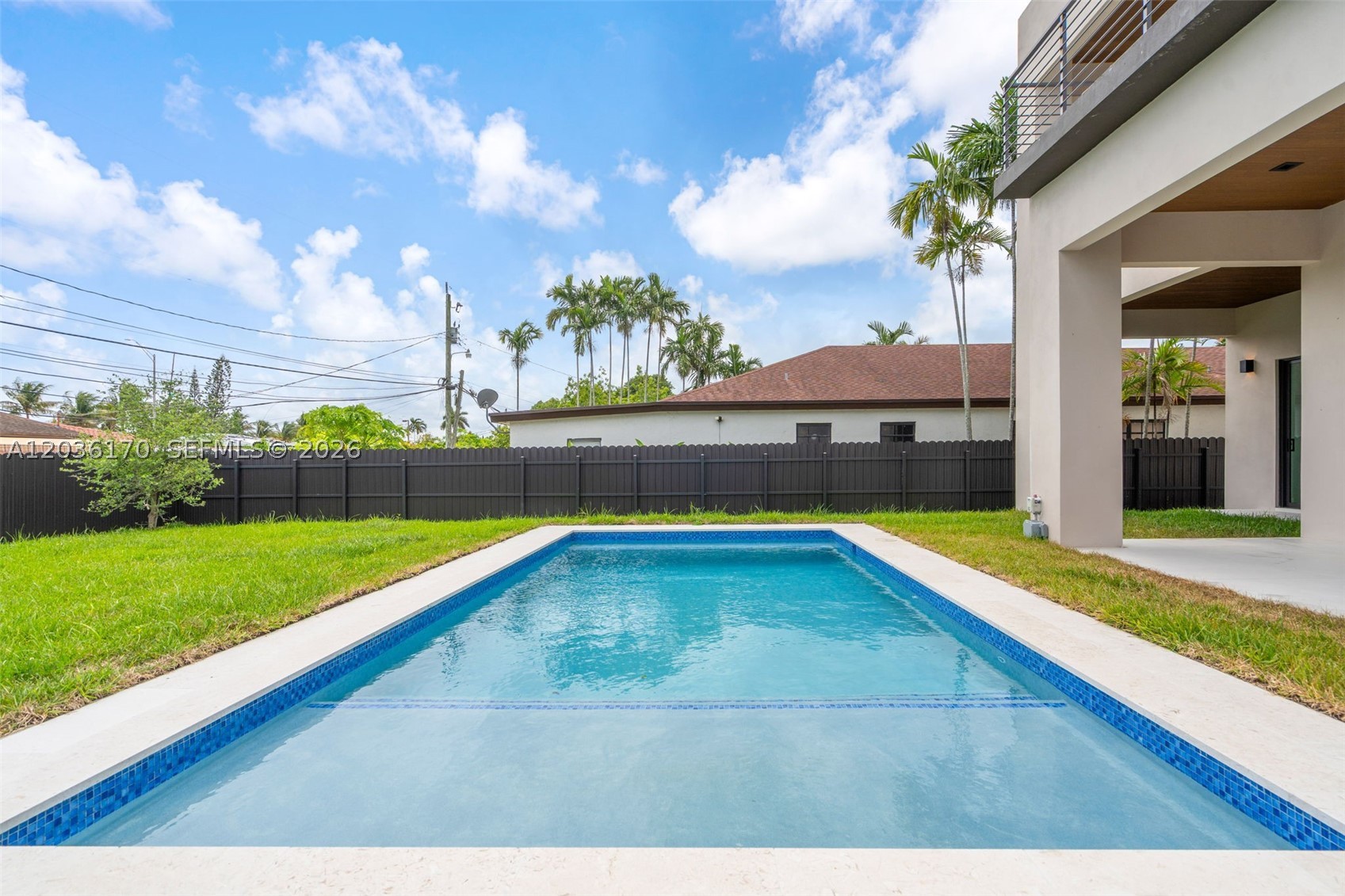 6438 SW 23rd St Miami, FL 33155