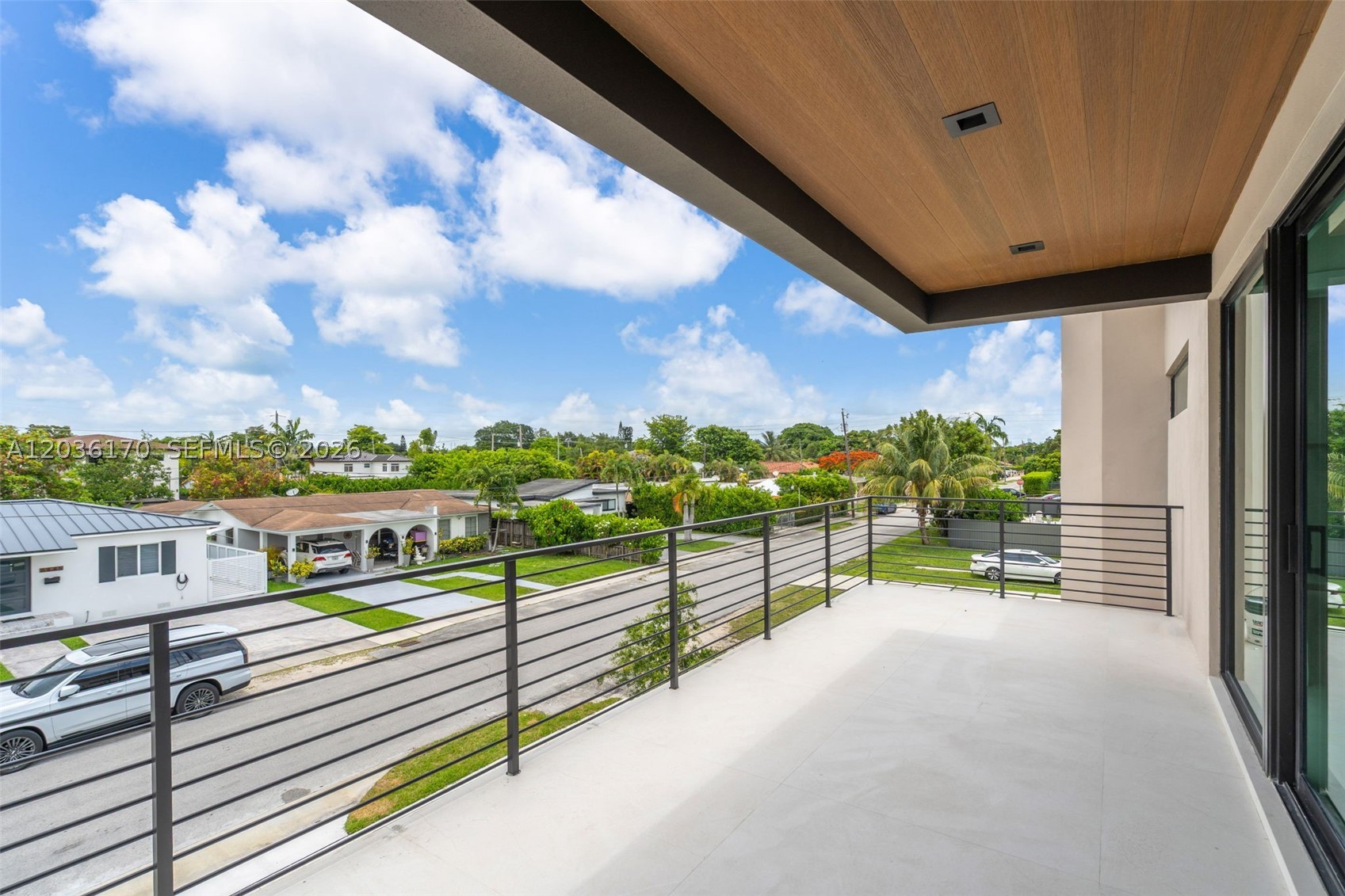 6438 SW 23rd St Miami, FL 33155