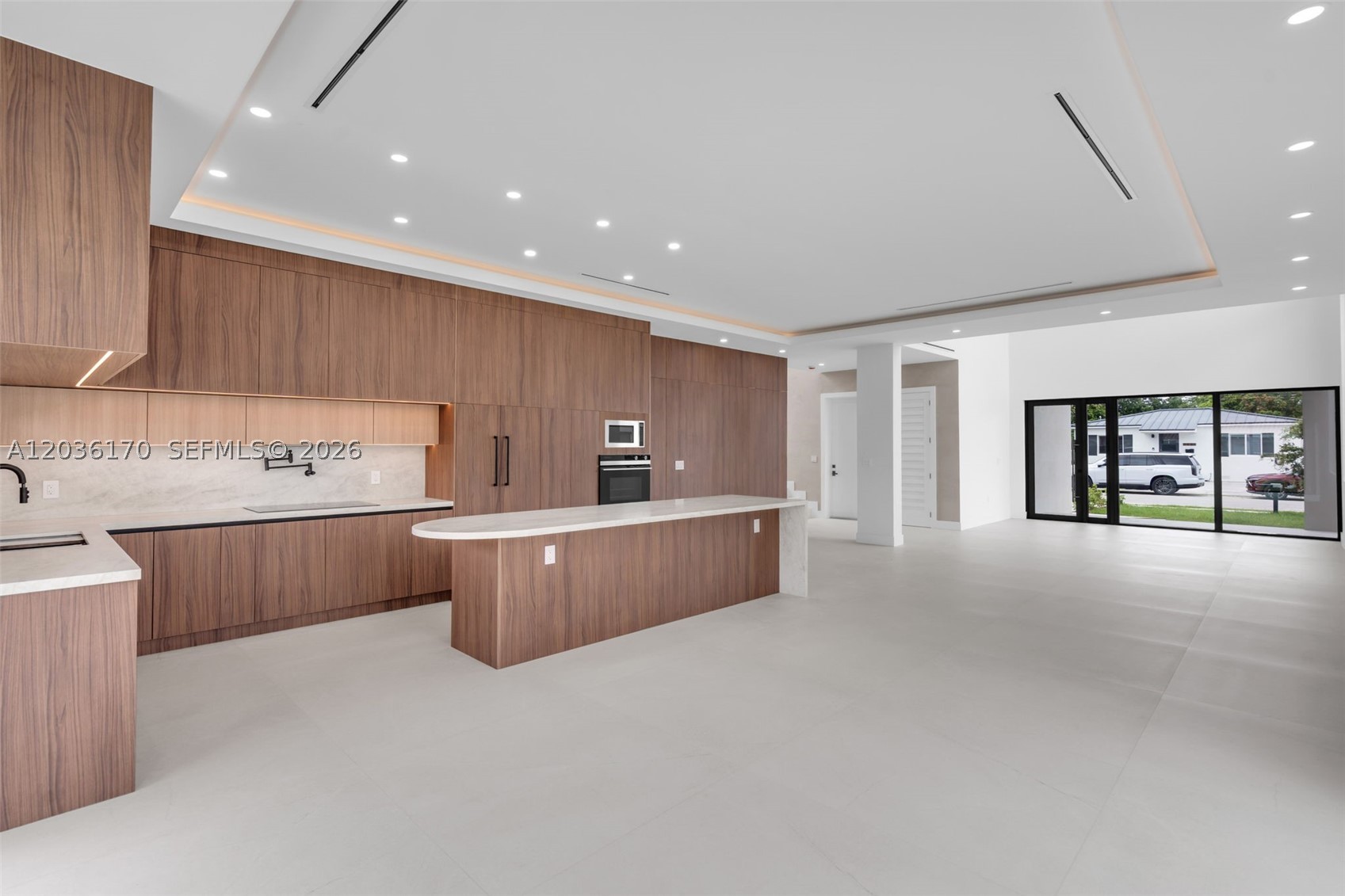 6438 SW 23rd St Miami, FL 33155