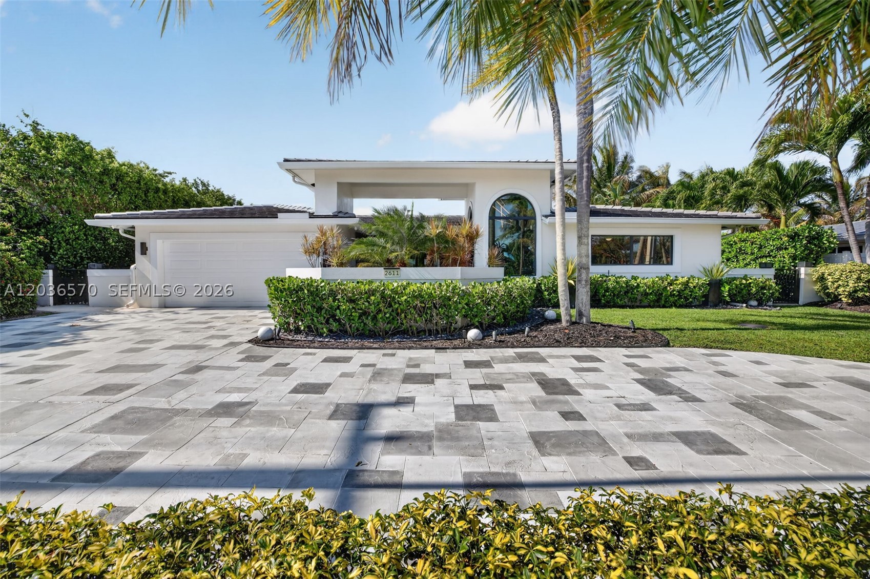 2611 NE 36th St Lighthouse Point, FL 33064