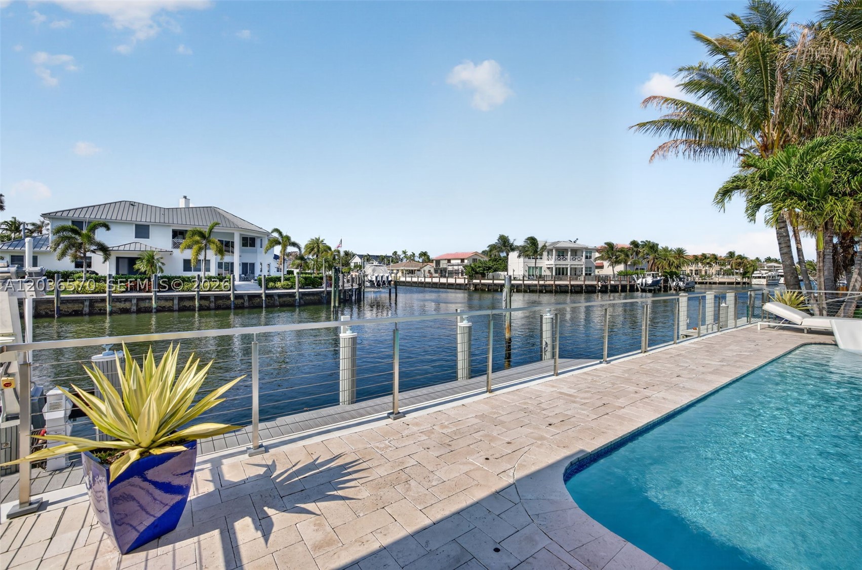 2611 NE 36th St Lighthouse Point, FL 33064