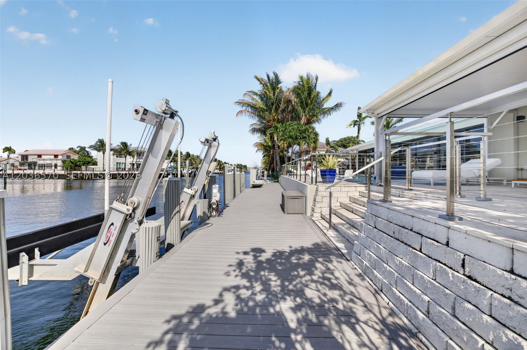 2611 NE 36th St Lighthouse Point, FL 33064