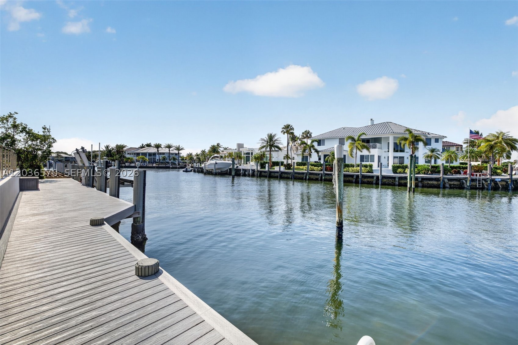 2611 NE 36th St Lighthouse Point, FL 33064