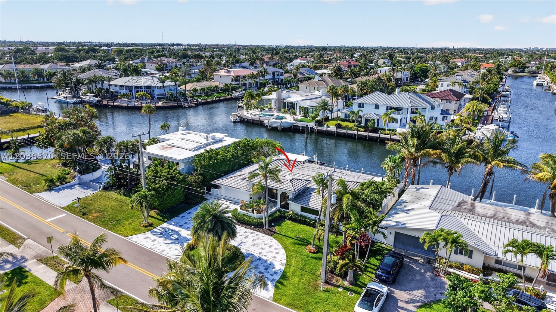 2611 NE 36th St Lighthouse Point, FL 33064