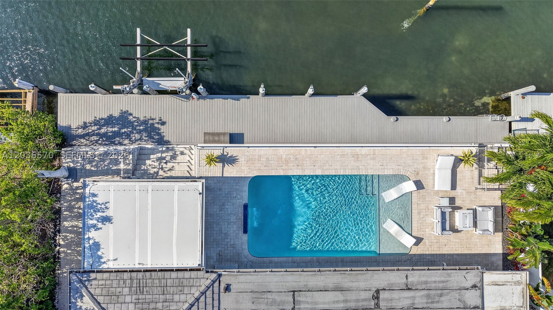 2611 NE 36th St Lighthouse Point, FL 33064