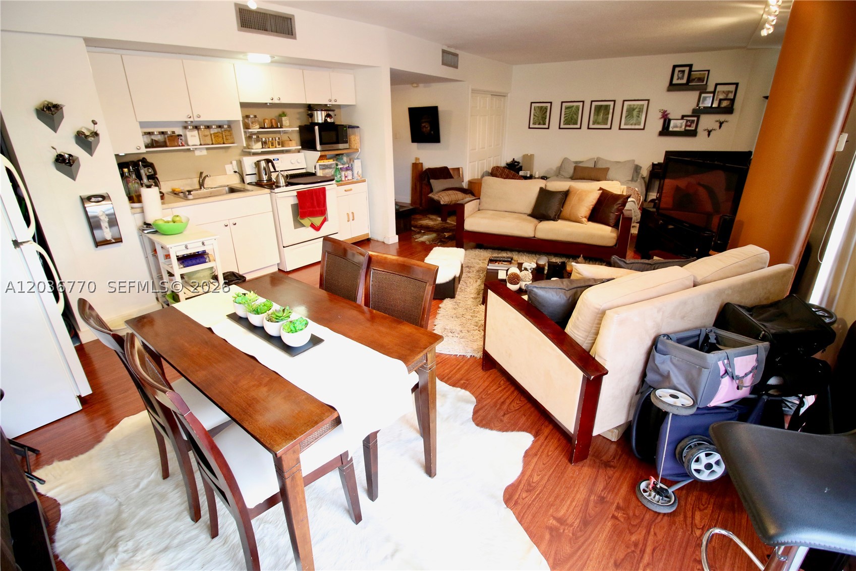 900 Bay Dr #215