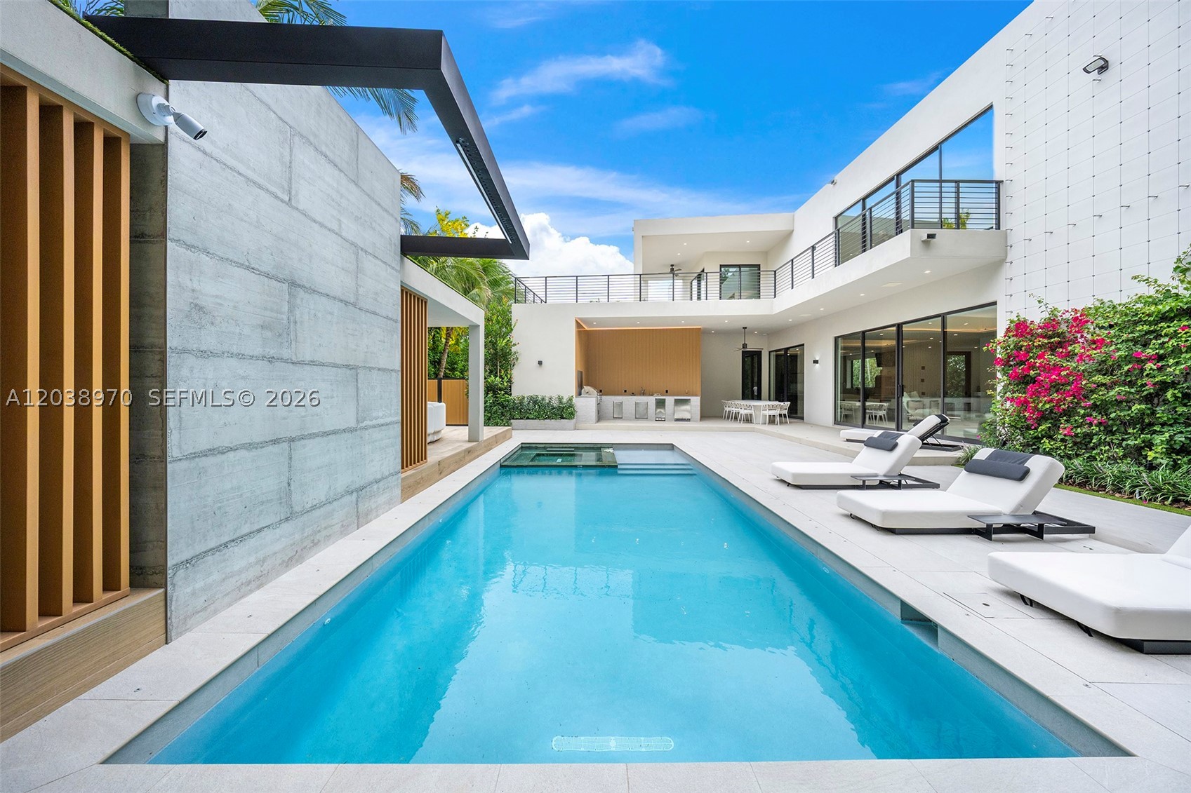 4115 Park Ave Miami, FL 33133