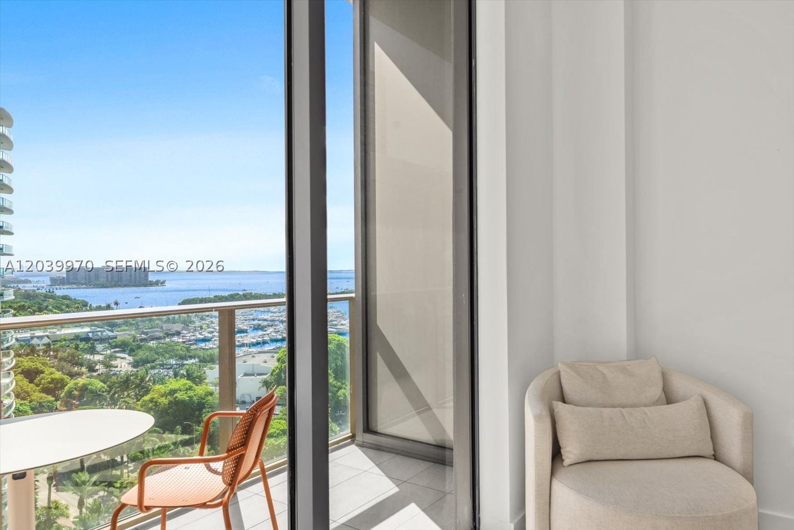 2655 S Bayshore Dr #1206 Miami, FL 33133