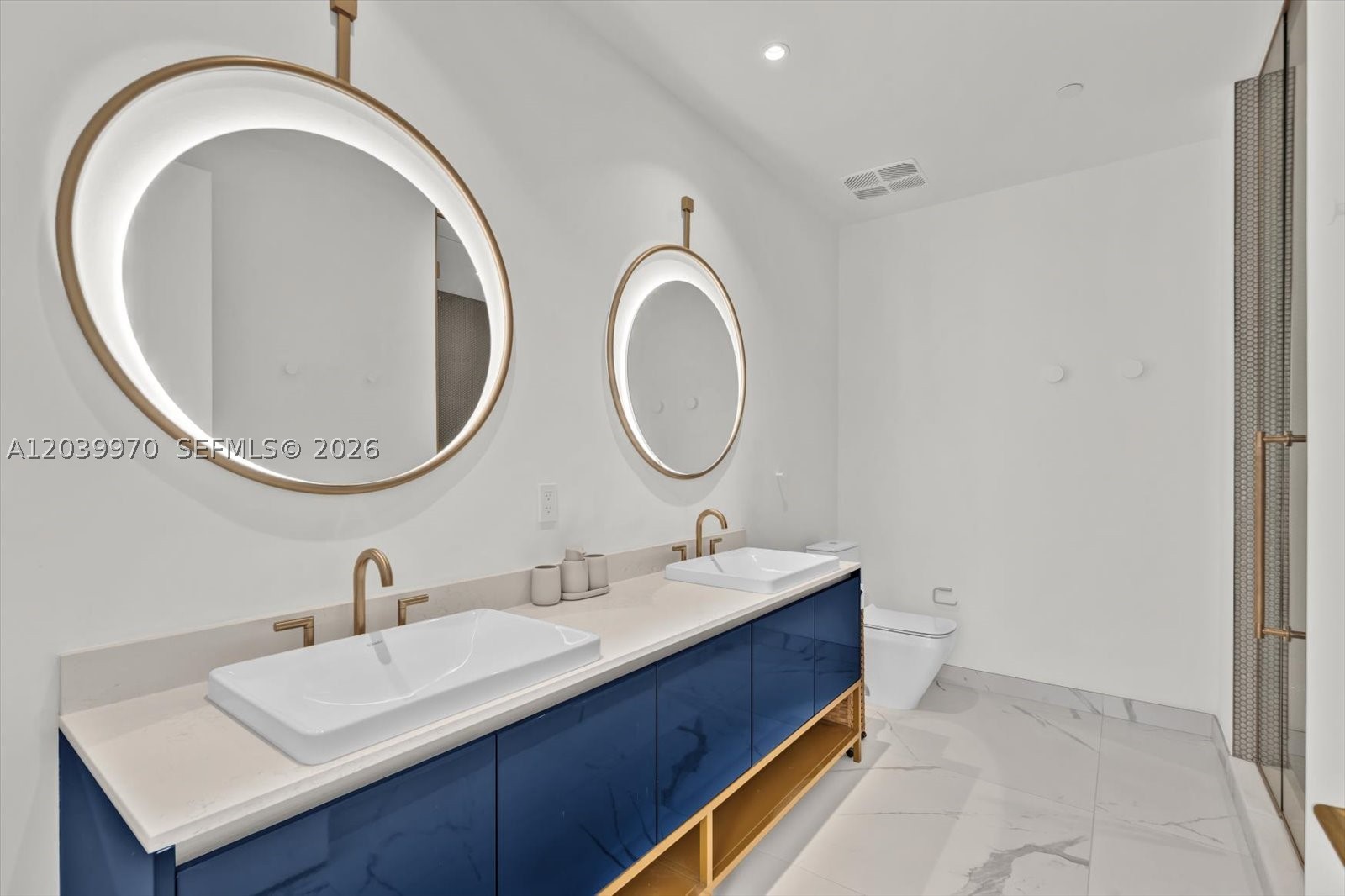 2655 S Bayshore Dr #1206 Miami, FL 33133