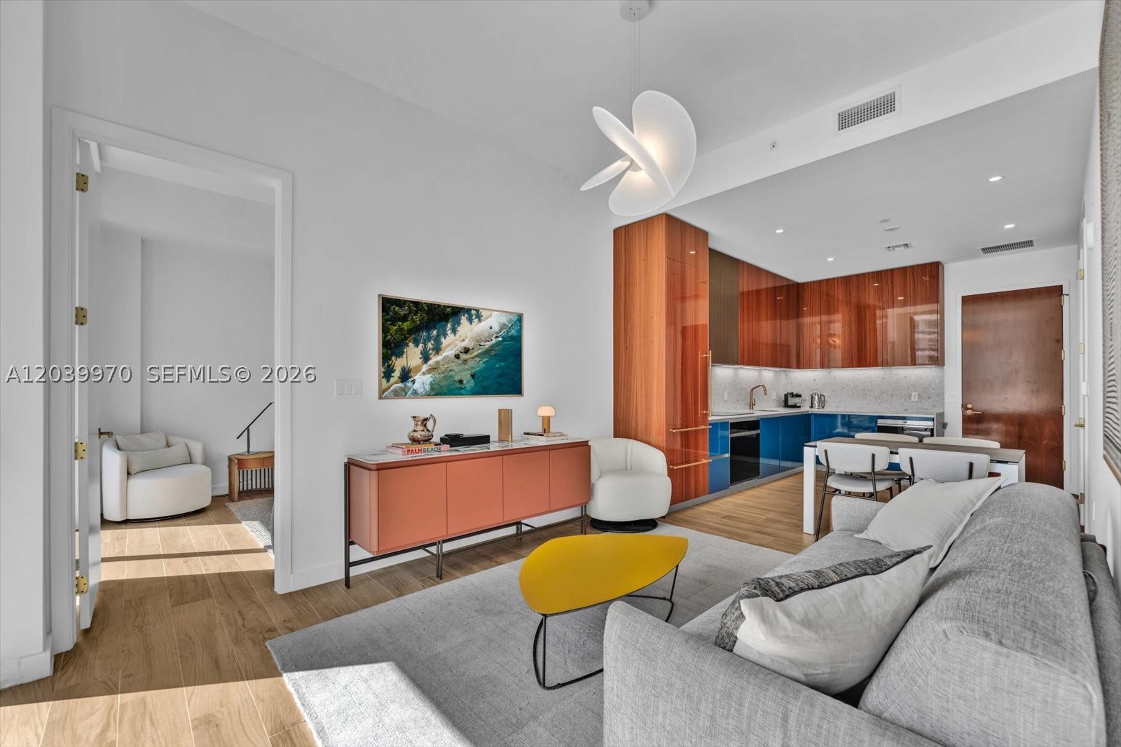 2655 S Bayshore Dr #1206 Miami, FL 33133