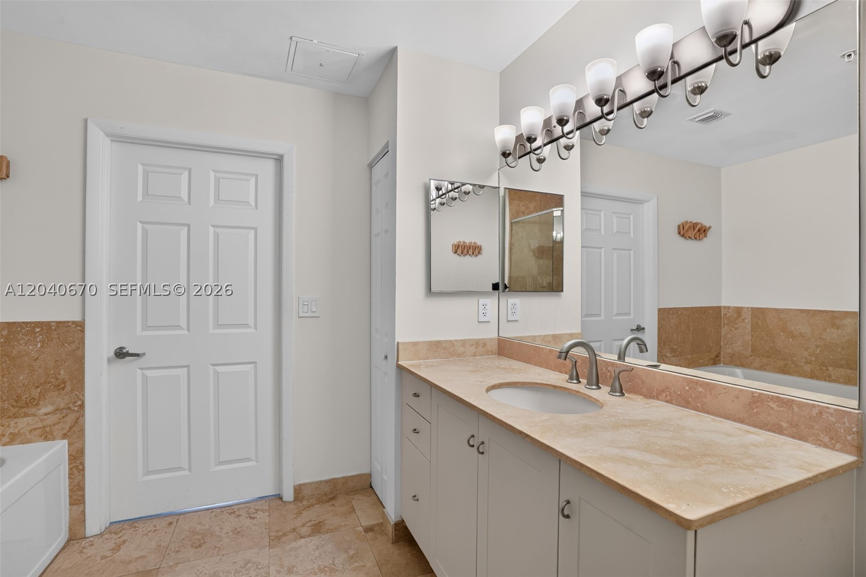 image Gables Marquis28
