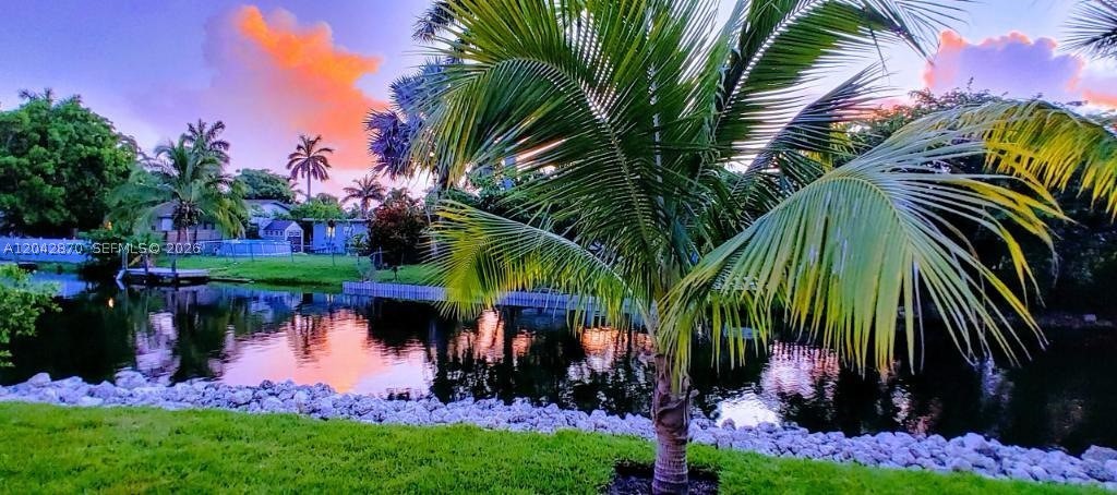 1951 SW 28th Ave Fort Lauderdale, FL 33312