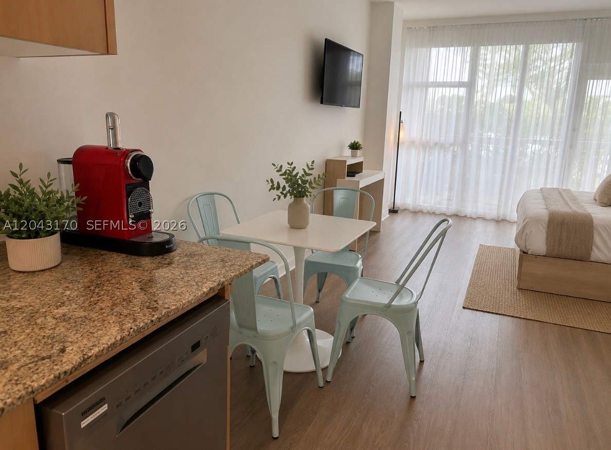 image Harbour House6
