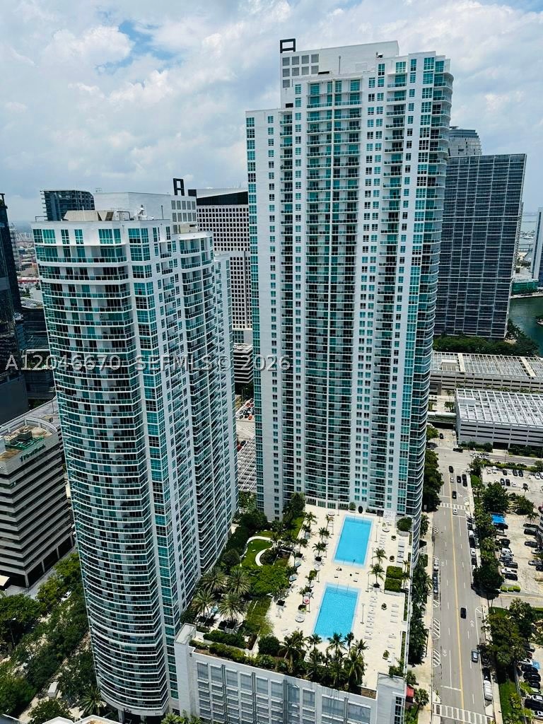image The Plaza on Brickell West40