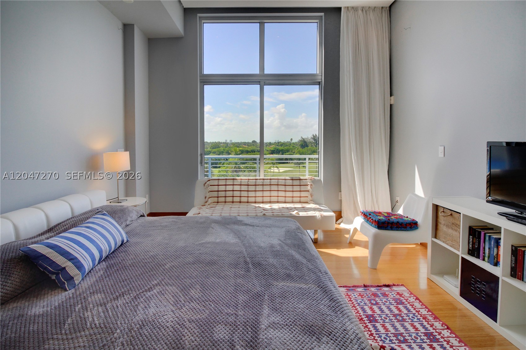 image Meridian Lofts10