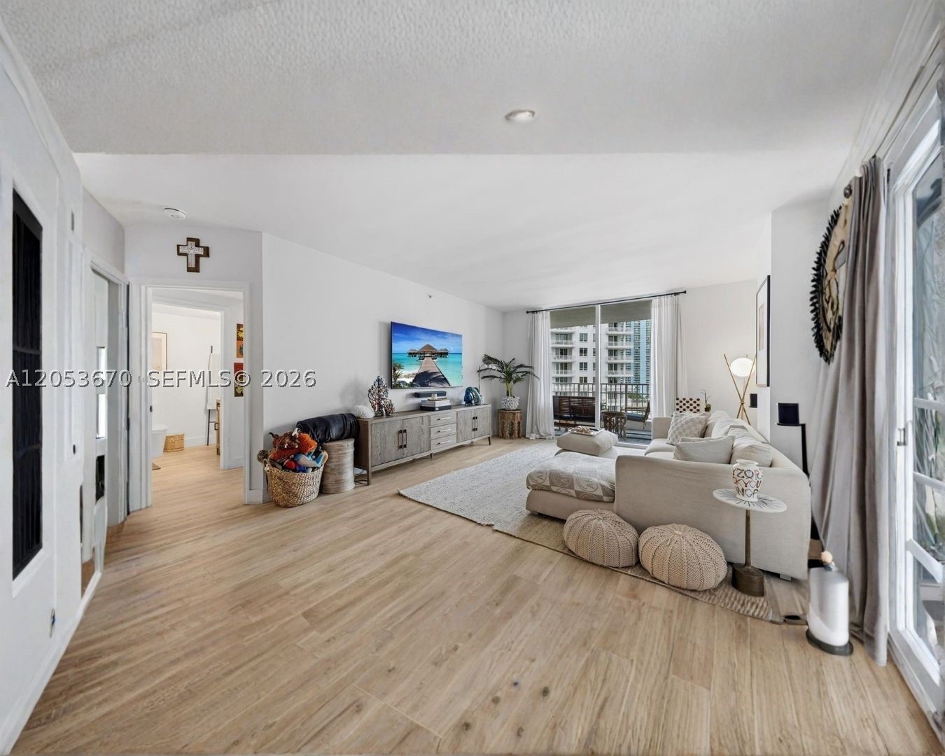 701 Brickell Key Blvd #1106 Miami, FL 33131