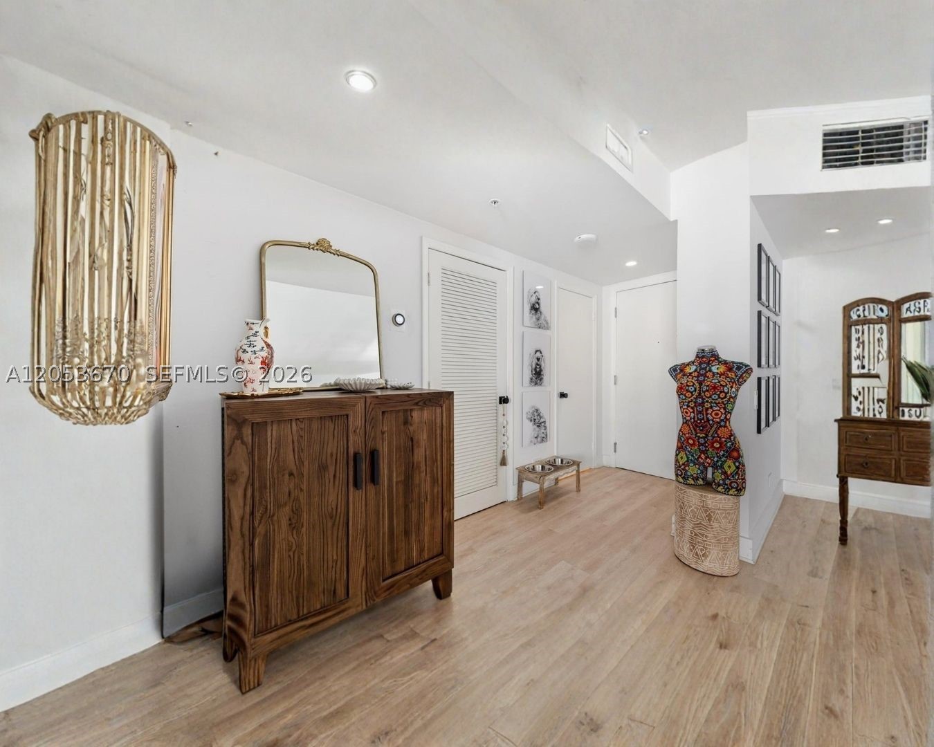 701 Brickell Key Blvd #1106 Miami, FL 33131