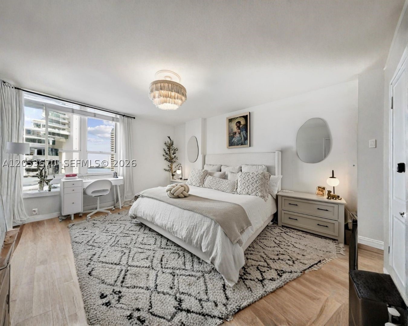 701 Brickell Key Blvd #1106 Miami, FL 33131
