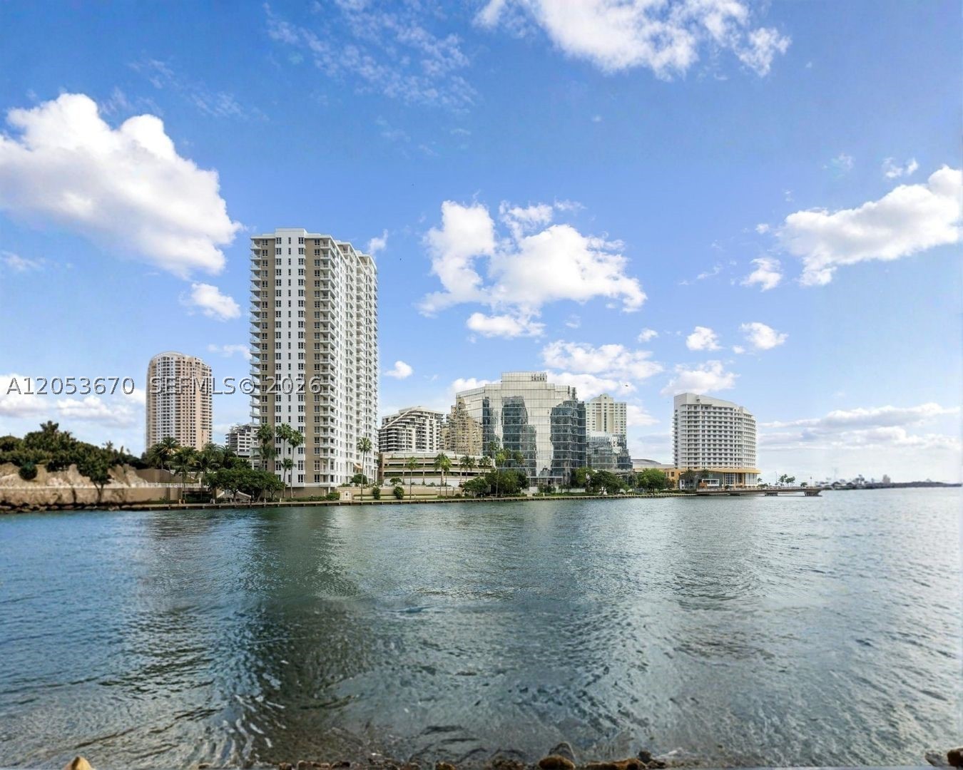 701 Brickell Key Blvd #1106 Miami, FL 33131
