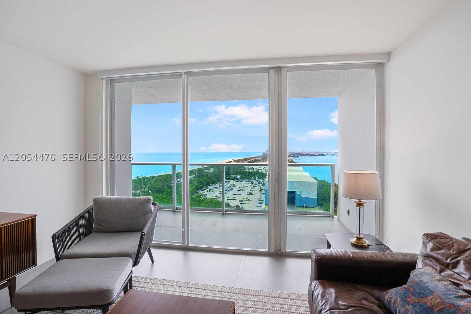 100 Bayview Dr #2125