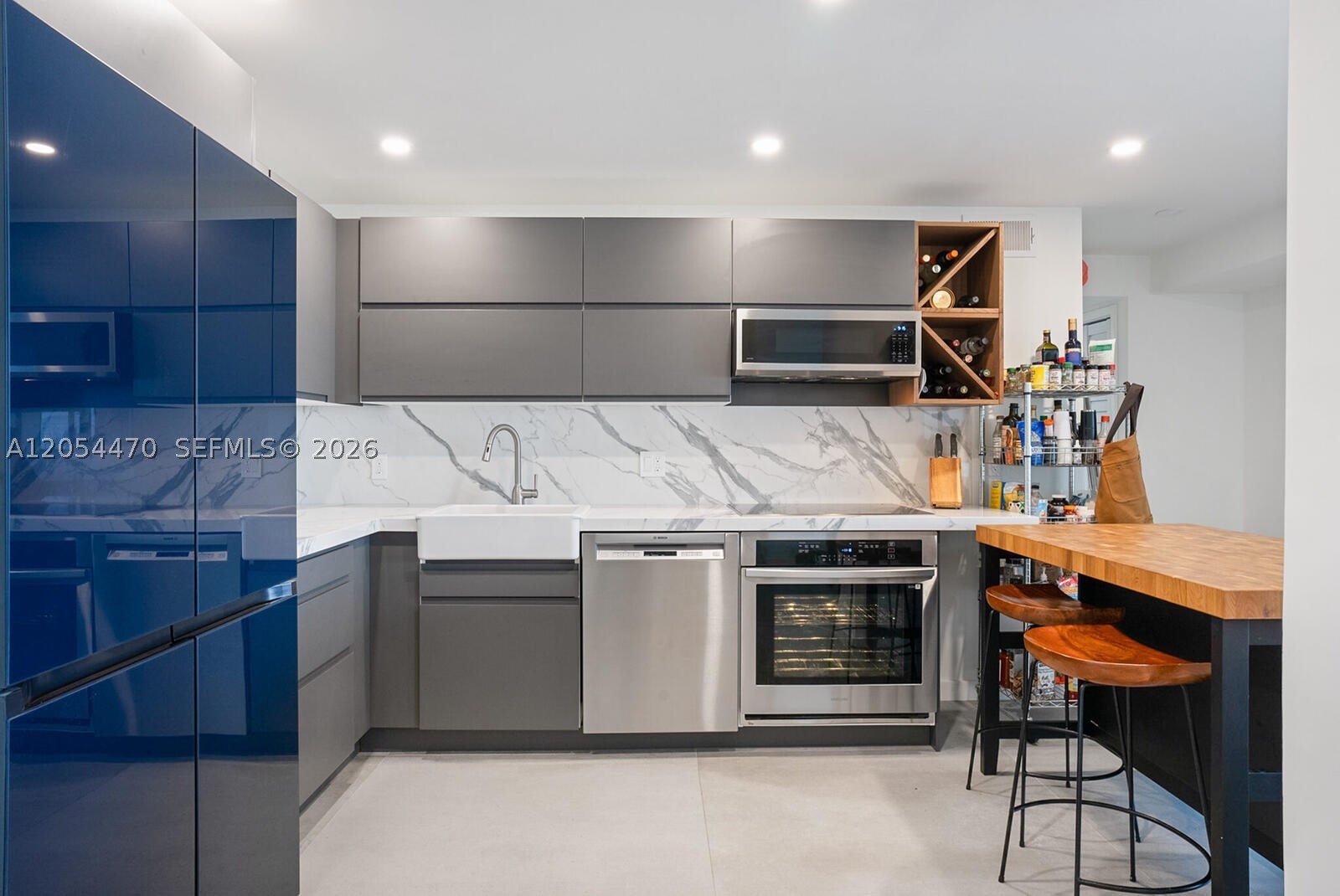 image Arlen House East11