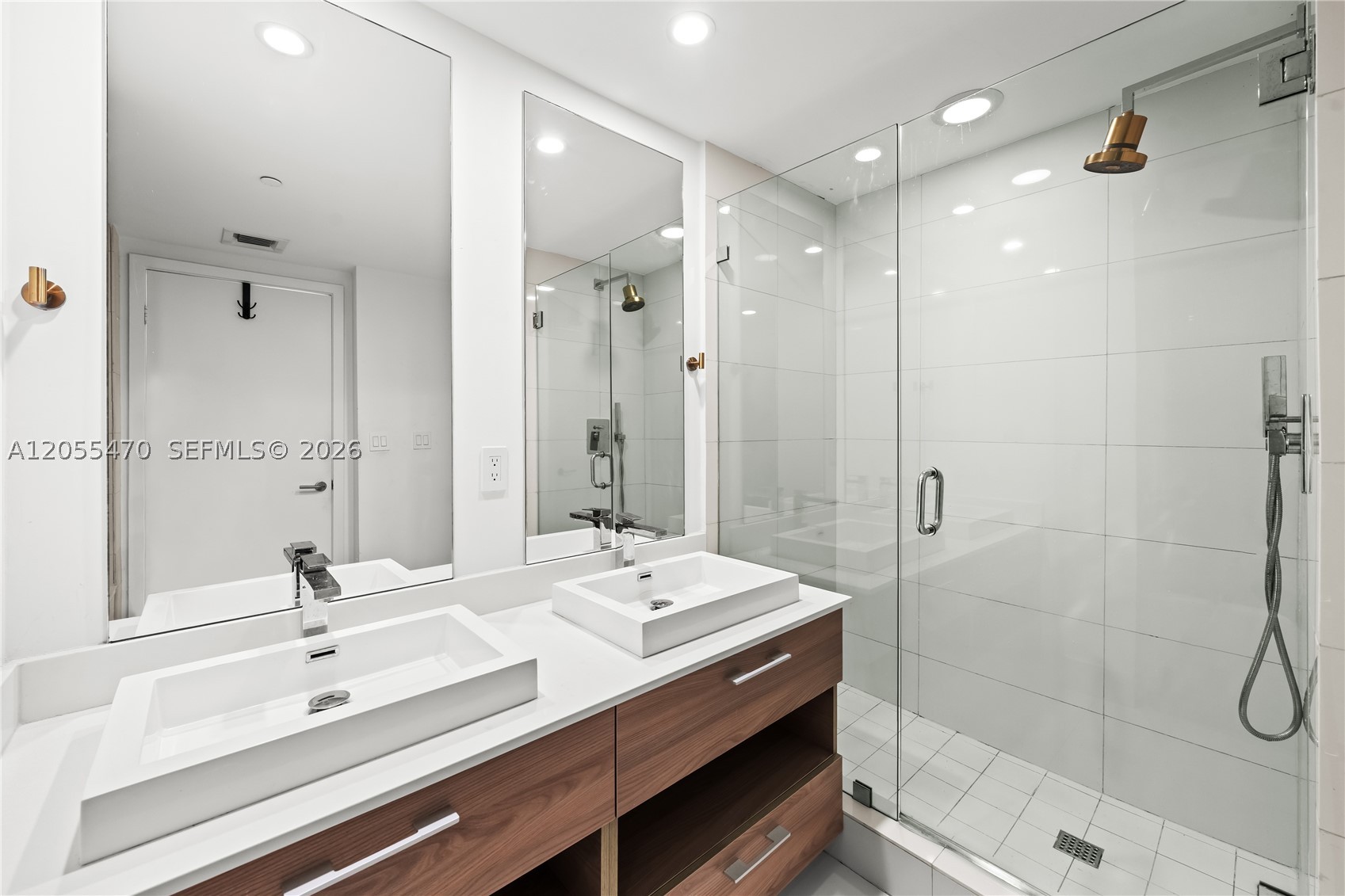 1300 S Miami Ave #3303 Miami, FL 33130