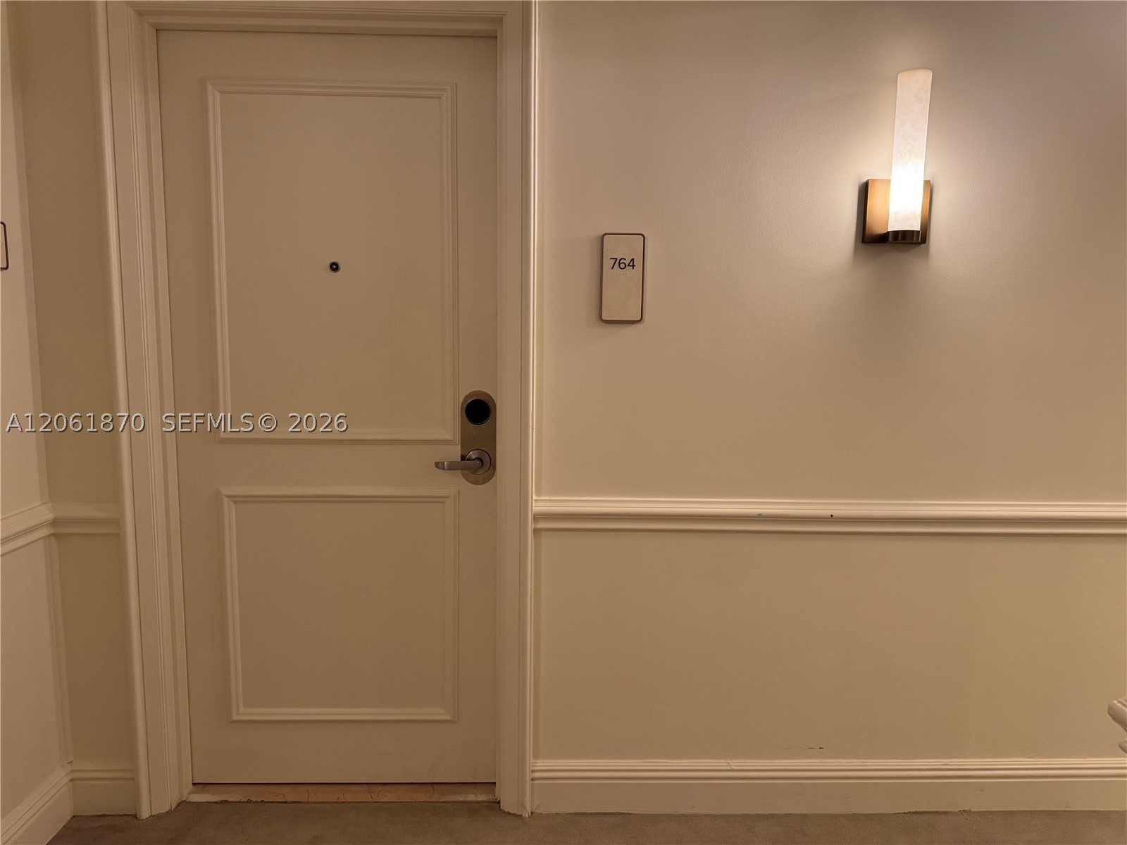 455 Grand Bay Dr #717 Key Biscayne, FL 33149