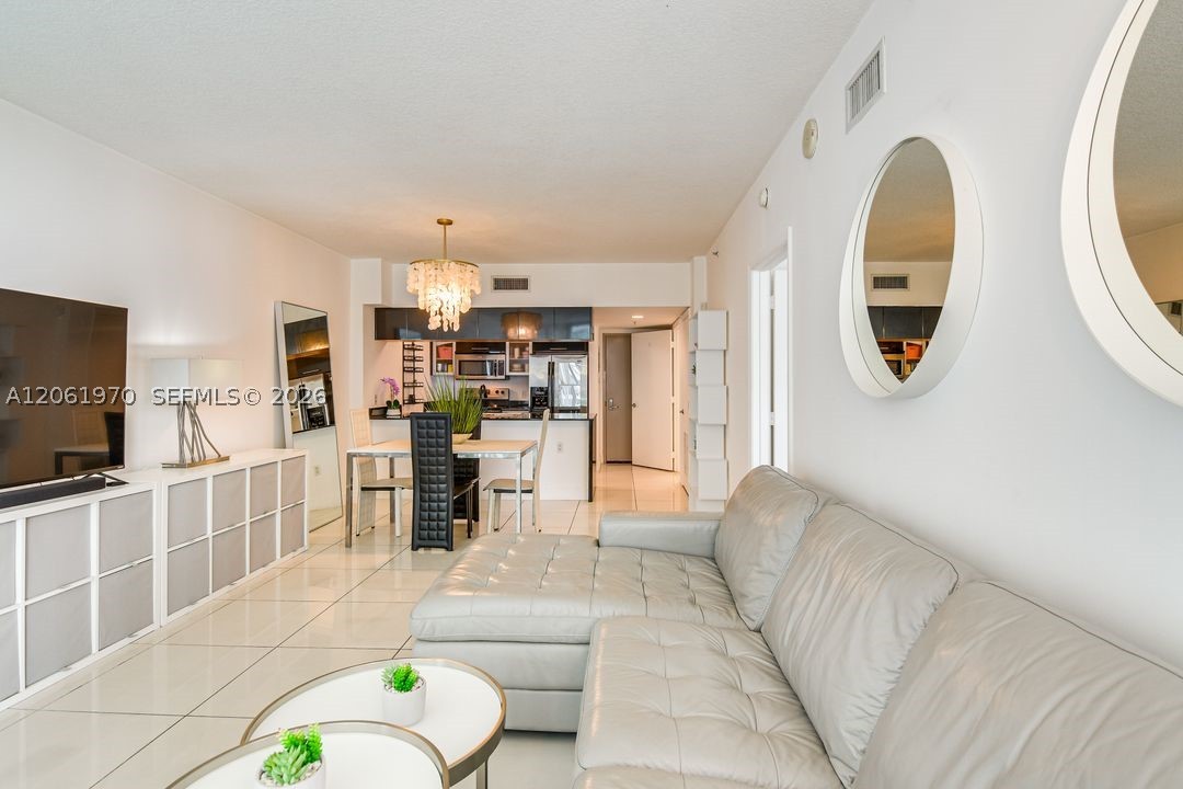 1750 N Bayshore Dr #1909