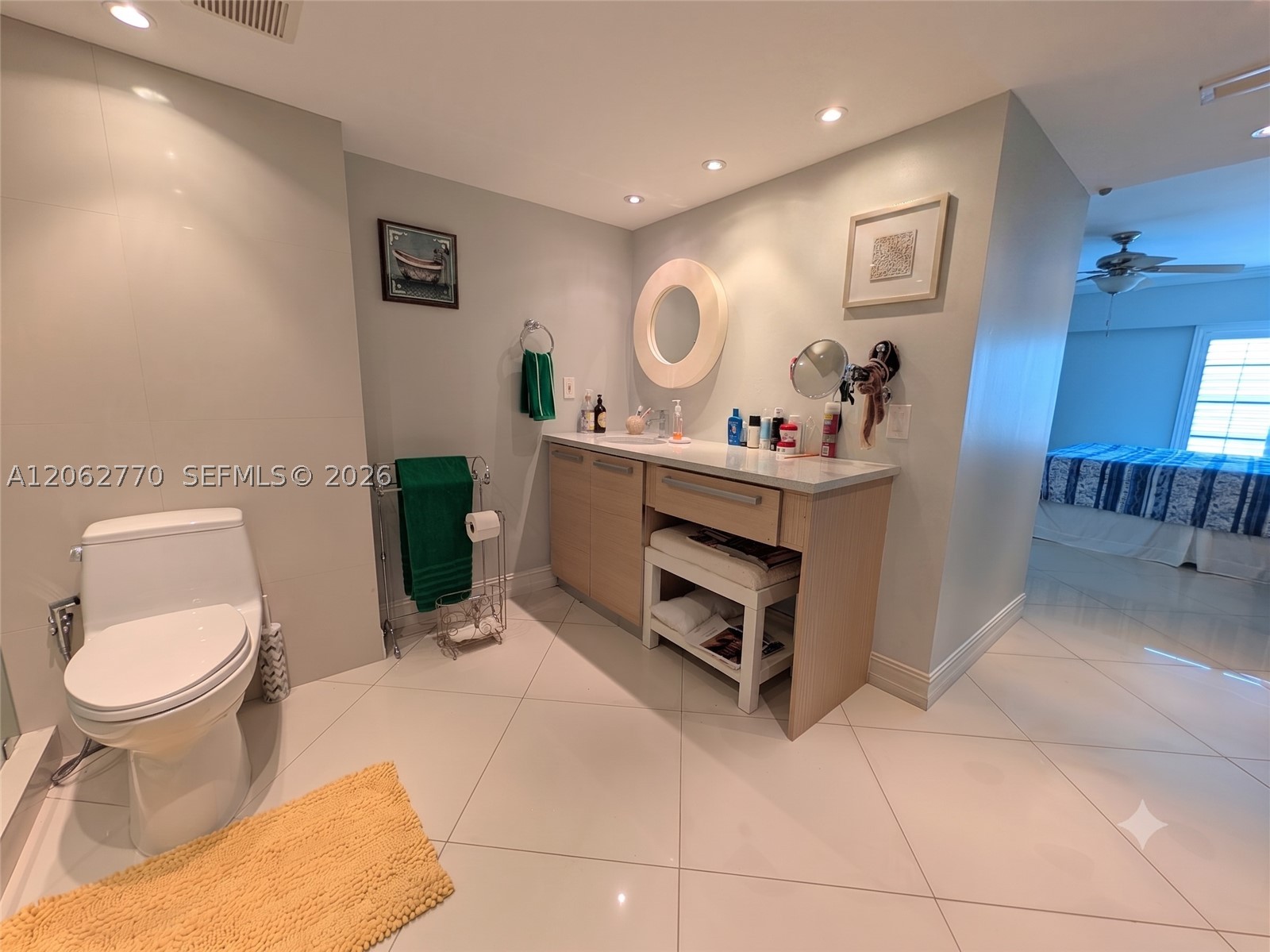 575 Crandon Blvd #706 Key Biscayne, FL 33149