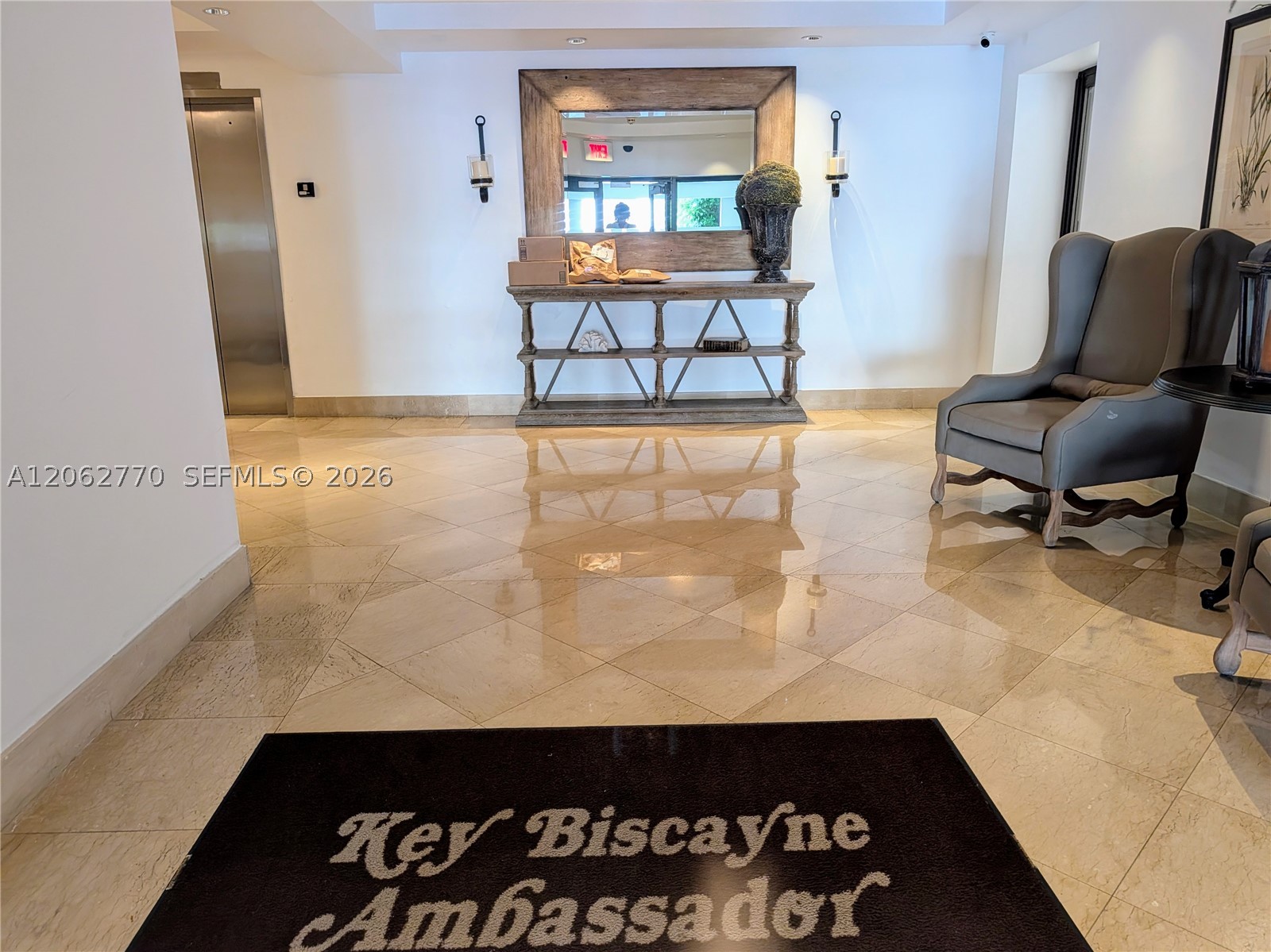 575 Crandon Blvd #706 Key Biscayne, FL 33149