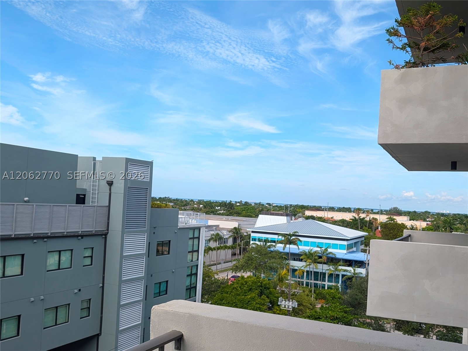 575 Crandon Blvd #706 Key Biscayne, FL 33149