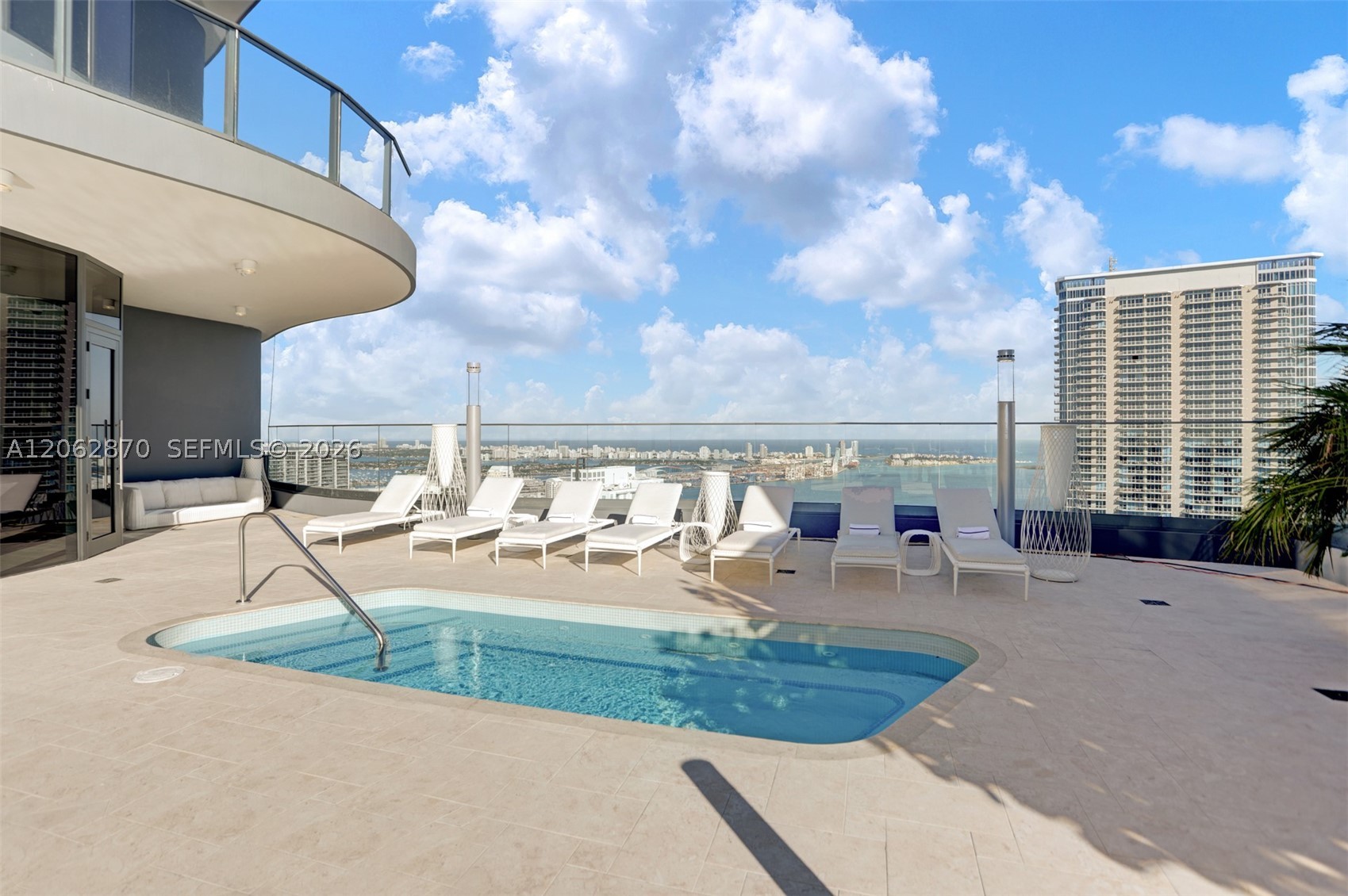 image Brickell Flatiron22
